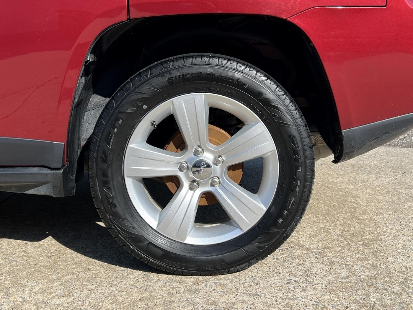 2014 RED /Black Cloth Jeep Compass Latitude FWD (1C4NJCEB1ED) with an 2.4L 4 Cyl. engine, Automatic transmission, located at 2990 Old Orchard Rd., Jackson, MO, 63755, 37.354214, -89.612106 - 2014 Jeep Compass Latitude 127xxx miles Front Wheel Drive 2.4L 4 Cyl. Automatic Heated Seats Remote Start Cruise Power Windows/Locks/Mirrors We have financing available and we accept trades! Fill out a credit application on our website or come by today! If you have any questions, give us a - Photo#30