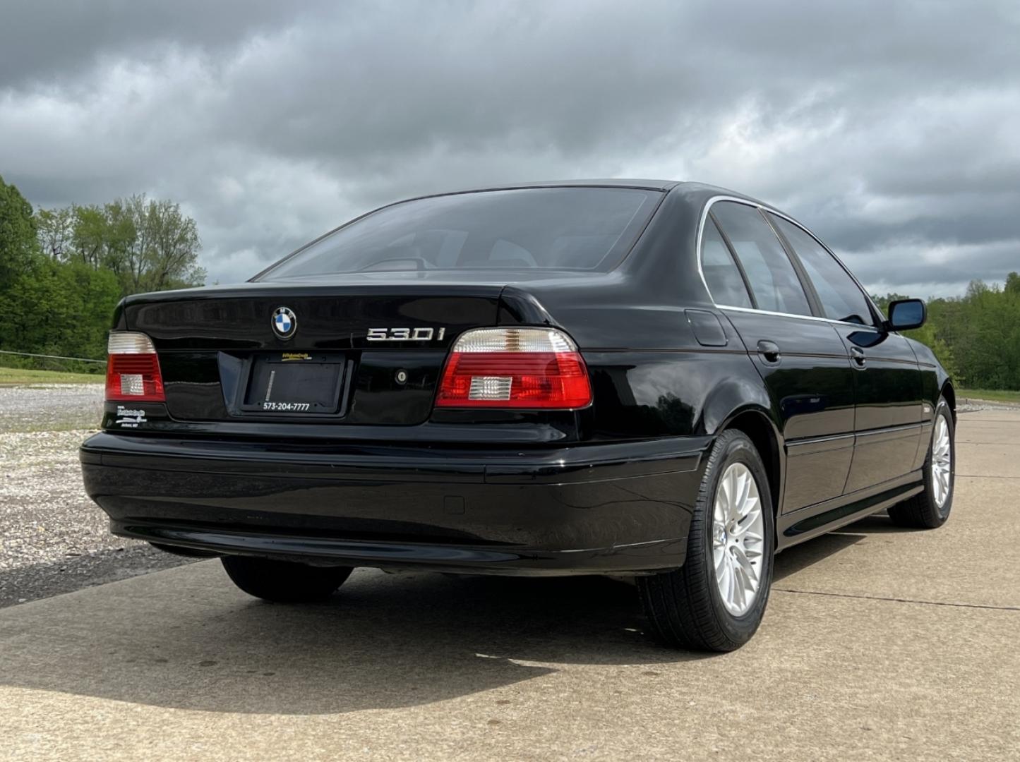 2002 BLACK /Gray Leather BMW 5-Series 530i (WBADT63412C) with an 3.0L I6 engine, Automatic transmission, located at 2990 Old Orchard Rd., Jackson, MO, 63755, 37.354214, -89.612106 - 2002 BMW 5 Series 530I 182xxx miles Rear Wheel Drive 3.0L 6 Cyl. Automatic Leather Power Seats Sunroof Cruise Power Windows/Locks/Mirrors We have financing available and we accept trades! Fill out a credit application on our website or come by today! If you have any questions, give us a c - Photo#7