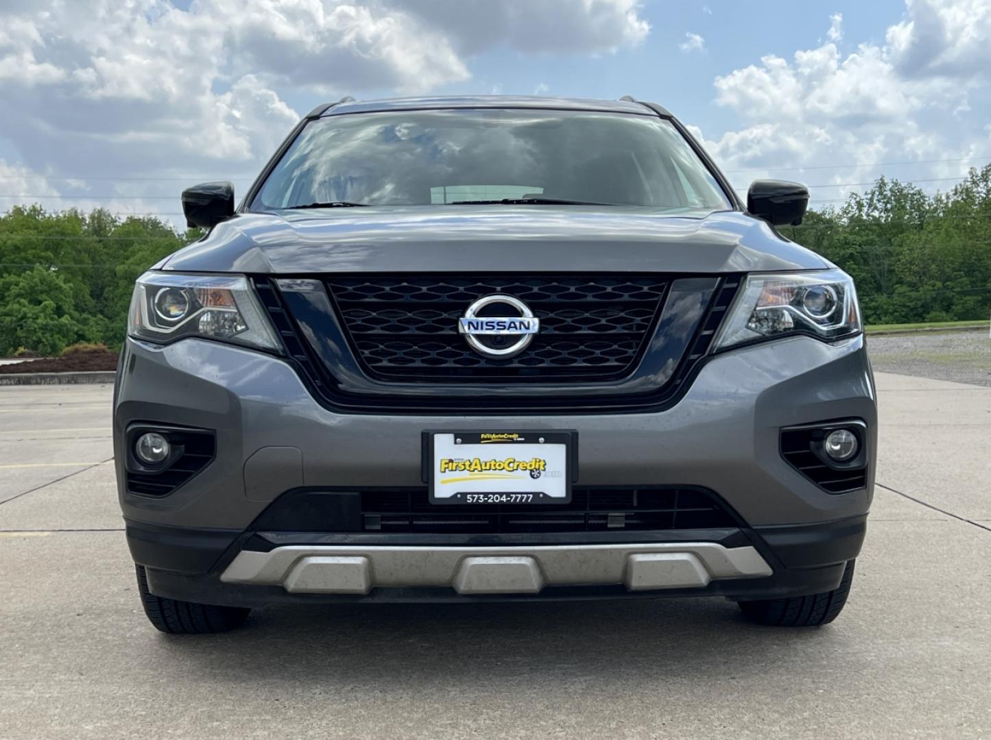 2019 GRAY /Black/Gray Leather Nissan Pathfinder SL 4WD (5N1DR2MM2KC) with an 3.5L V6 engine, CVT transmission, located at 2990 Old Orchard Rd., Jackson, MO, 63755, 37.354214, -89.612106 - 2019 Nissan Pathfinder SL Rock Creek 1-Owner 160xxx miles 4 Wheel Drive 3.5L V6 Automatic Leather 3rd Row Navigation Power/Heated Seats Heated Rear Seats Heated Steering Wheel Sunroof Backup Camera Bluetooth Remote Start Cruise Power Windows/Locks/Mirrors We have financing availabl - Photo#16