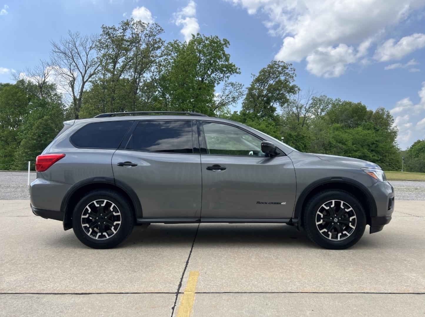 2019 GRAY /Black/Gray Leather Nissan Pathfinder SL 4WD (5N1DR2MM2KC) with an 3.5L V6 engine, CVT transmission, located at 2990 Old Orchard Rd., Jackson, MO, 63755, 37.354214, -89.612106 - 2019 Nissan Pathfinder SL Rock Creek 1-Owner 160xxx miles 4 Wheel Drive 3.5L V6 Automatic Leather 3rd Row Navigation Power/Heated Seats Heated Rear Seats Heated Steering Wheel Sunroof Backup Camera Bluetooth Remote Start Cruise Power Windows/Locks/Mirrors We have financing availabl - Photo#12