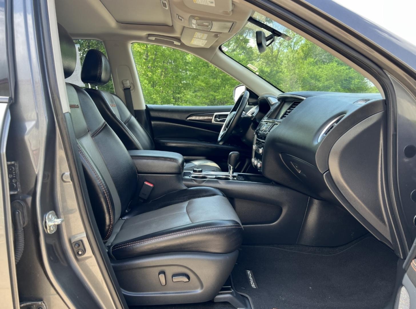 2019 GRAY /Black/Gray Leather Nissan Pathfinder SL 4WD (5N1DR2MM2KC) with an 3.5L V6 engine, CVT transmission, located at 2990 Old Orchard Rd., Jackson, MO, 63755, 37.354214, -89.612106 - 2019 Nissan Pathfinder SL Rock Creek 1-Owner 160xxx miles 4 Wheel Drive 3.5L V6 Automatic Leather 3rd Row Navigation Power/Heated Seats Heated Rear Seats Heated Steering Wheel Sunroof Backup Camera Bluetooth Remote Start Cruise Power Windows/Locks/Mirrors We have financing availabl - Photo#20