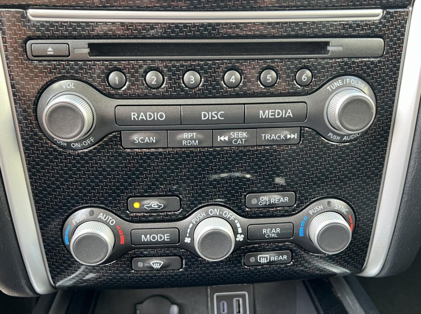 2019 GRAY /Black/Gray Leather Nissan Pathfinder SL 4WD (5N1DR2MM2KC) with an 3.5L V6 engine, CVT transmission, located at 2990 Old Orchard Rd., Jackson, MO, 63755, 37.354214, -89.612106 - 2019 Nissan Pathfinder SL Rock Creek 1-Owner 160xxx miles 4 Wheel Drive 3.5L V6 Automatic Leather 3rd Row Navigation Power/Heated Seats Heated Rear Seats Heated Steering Wheel Sunroof Backup Camera Bluetooth Remote Start Cruise Power Windows/Locks/Mirrors We have financing availabl - Photo#33