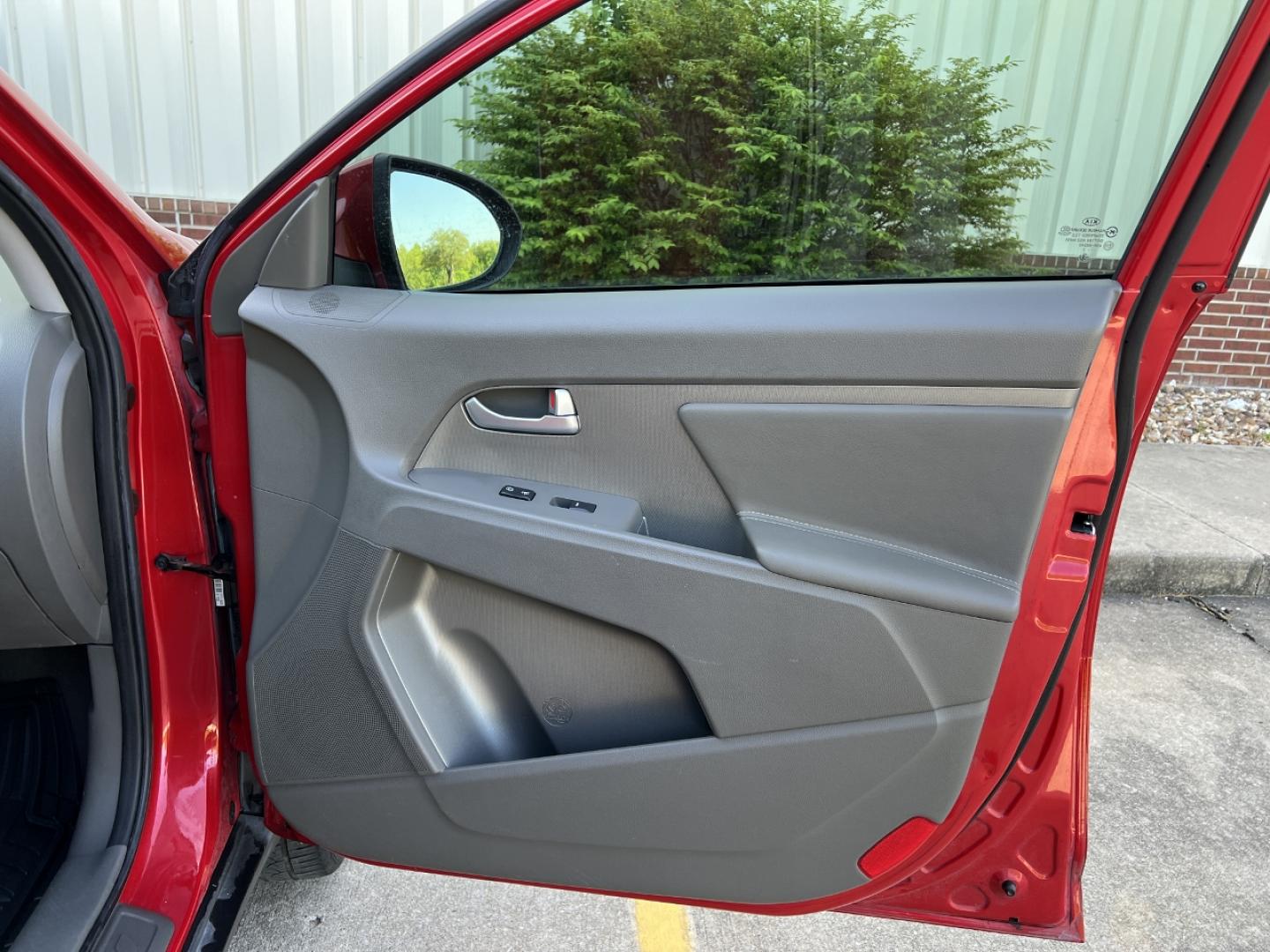 2012 RED /Gray Cloth Kia Sportage EX AWD (KNDPCCA29C7) with an 2.4L 4 Cyl. engine, Automatic transmission, located at 2990 Old Orchard Rd., Jackson, MO, 63755, 37.354214, -89.612106 - 2012 Kia Sportage EX Local 1-Owner 191xxx miles All Wheel Drive 2.4L 4 Cyl. Automatic Backup Camera Sunroof Power Driver Seat Bluetooth Cruise Power Windows/Locks/Mirrors We have financing available and we accept trades! Fill out a credit application on our website or come by today! If - Photo#14