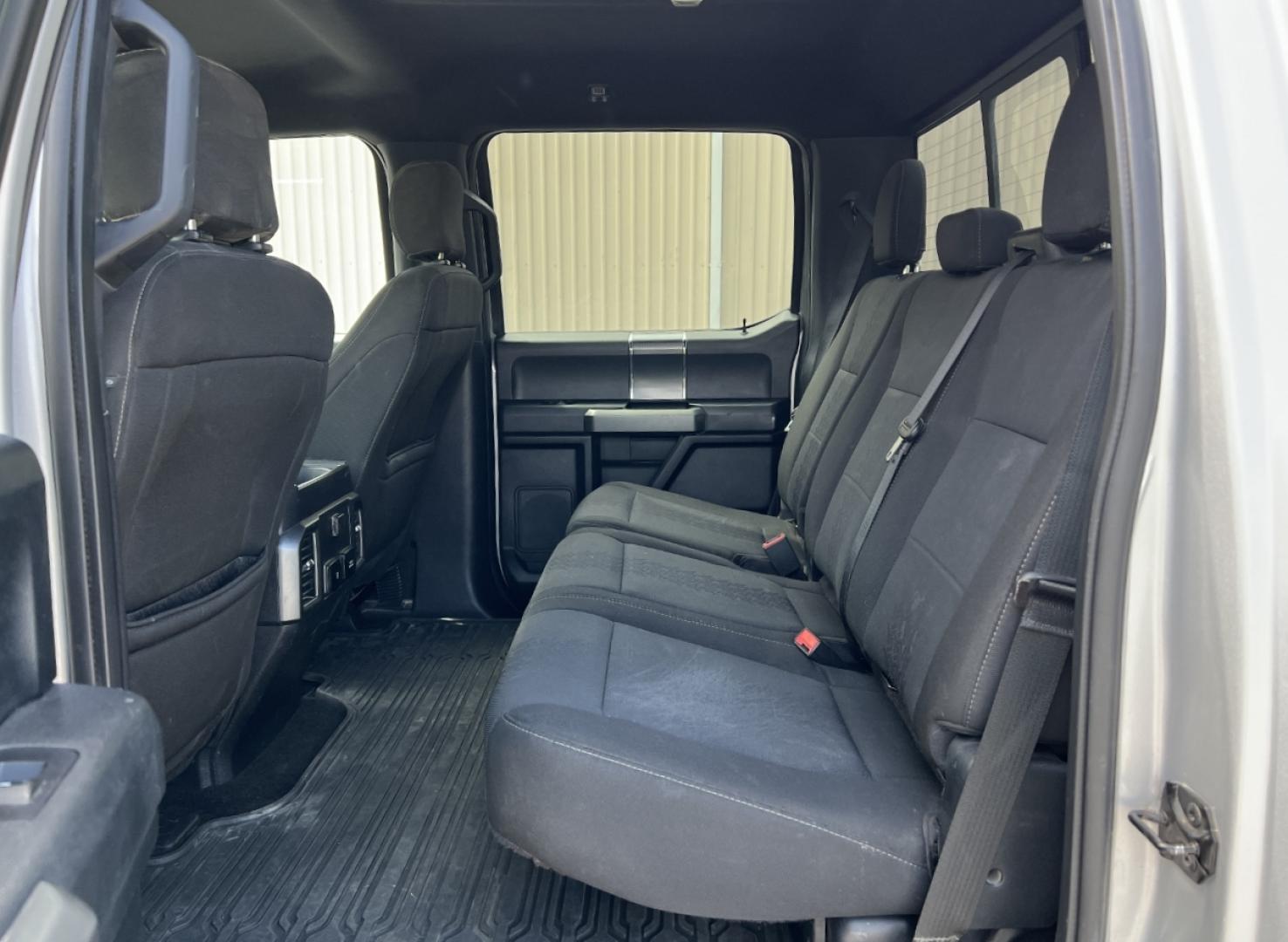 2018 SILVER /Black Cloth Ford F-150 XLT SuperCrew 5.5-ft. Bed 4WD (1FTEW1EG0JK) with an 3.5L V6 TURBO engine, Automatic transmission, located at 2990 Old Orchard Rd., Jackson, MO, 63755, 37.354214, -89.612106 - We have financing available and we accept trades! Fill out a credit application on our website or come by today! If you have any questions, give us a call at (573) 204-7777 or visit our website at firstautocredit.com. - Photo#8