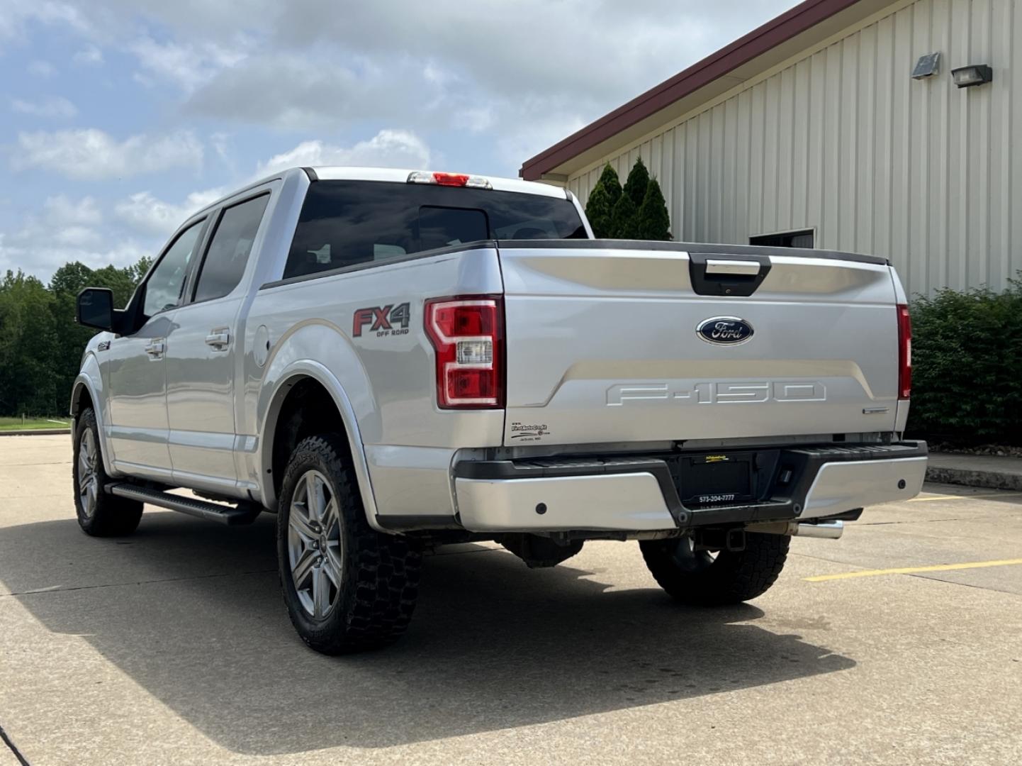 2018 SILVER /Black Cloth Ford F-150 XLT SuperCrew 5.5-ft. Bed 4WD (1FTEW1EG0JK) with an 3.5L V6 TURBO engine, Automatic transmission, located at 2990 Old Orchard Rd., Jackson, MO, 63755, 37.354214, -89.612106 - 2018 Ford F-150 XLT Local 1-Owner 124xxx miles 4x4 3.5L V6 Automatic Navigation Power/Heated Seats Backup Camera Bluetooth Remote Start Cruise Power Windows/Locks/Mirrors We have financing available and we accept trades! Fill out a credit application on our website or come by today! If - Photo#12