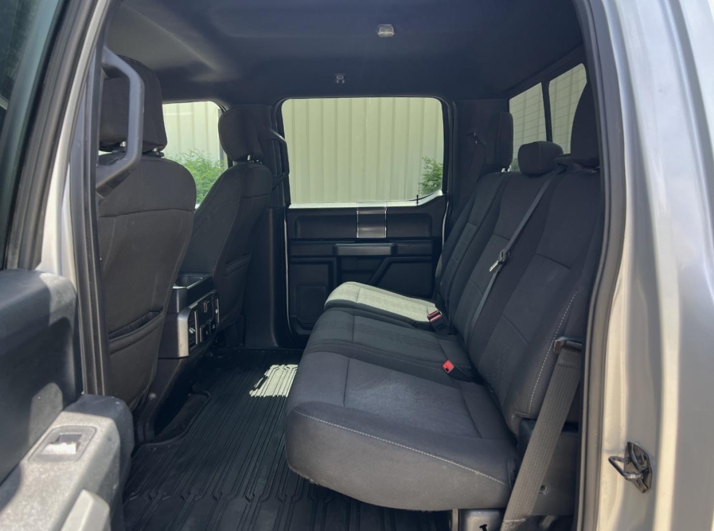 2018 SILVER /Black Cloth Ford F-150 XLT SuperCrew 5.5-ft. Bed 4WD (1FTEW1EG0JK) with an 3.5L V6 TURBO engine, Automatic transmission, located at 2990 Old Orchard Rd., Jackson, MO, 63755, 37.354214, -89.612106 - 2018 Ford F-150 XLT Local 1-Owner 124xxx miles 4x4 3.5L V6 Automatic Navigation Power/Heated Seats Backup Camera Bluetooth Remote Start Cruise Power Windows/Locks/Mirrors We have financing available and we accept trades! Fill out a credit application on our website or come by today! If - Photo#19