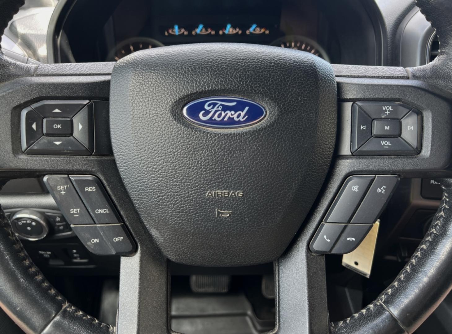 2018 SILVER /Black Cloth Ford F-150 XLT SuperCrew 5.5-ft. Bed 4WD (1FTEW1EG0JK) with an 3.5L V6 TURBO engine, Automatic transmission, located at 2990 Old Orchard Rd., Jackson, MO, 63755, 37.354214, -89.612106 - 2018 Ford F-150 XLT Local 1-Owner 124xxx miles 4x4 3.5L V6 Automatic Navigation Power/Heated Seats Backup Camera Bluetooth Remote Start Cruise Power Windows/Locks/Mirrors We have financing available and we accept trades! Fill out a credit application on our website or come by today! If - Photo#24