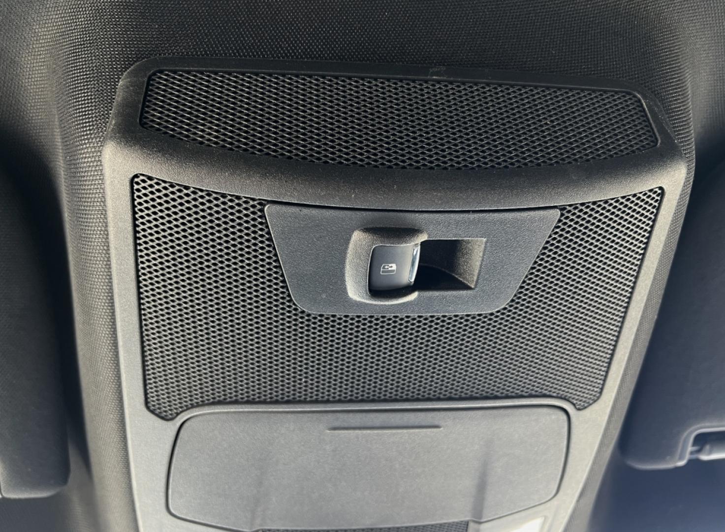 2018 SILVER /Black Cloth Ford F-150 XLT SuperCrew 5.5-ft. Bed 4WD (1FTEW1EG0JK) with an 3.5L V6 TURBO engine, Automatic transmission, located at 2990 Old Orchard Rd., Jackson, MO, 63755, 37.354214, -89.612106 - 2018 Ford F-150 XLT Local 1-Owner 124xxx miles 4x4 3.5L V6 Automatic Navigation Power/Heated Seats Backup Camera Bluetooth Remote Start Cruise Power Windows/Locks/Mirrors We have financing available and we accept trades! Fill out a credit application on our website or come by today! If - Photo#34