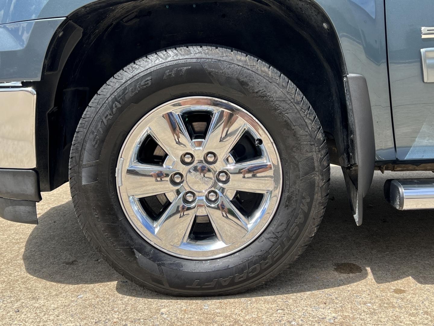 2012 BLUE /Gray Leather GMC Sierra 1500 SLT Crew Cab 4WD (3GTP2WE78CG) with an 5.3L V8 engine, Automatic transmission, located at 2990 Old Orchard Rd., Jackson, MO, 63755, 37.354214, -89.612106 - 2012 GMC Sierra 1500 SLT 126xxx miles 4x4 5.3L V8 Automatic Leather Power/Heated/Cooled Seats Cruise Remote Start Power Windows/Locks/Mirrors We have financing available and we accept trades! Fill out a credit application on our website or come by today! If you have any questions, give us - Photo#36