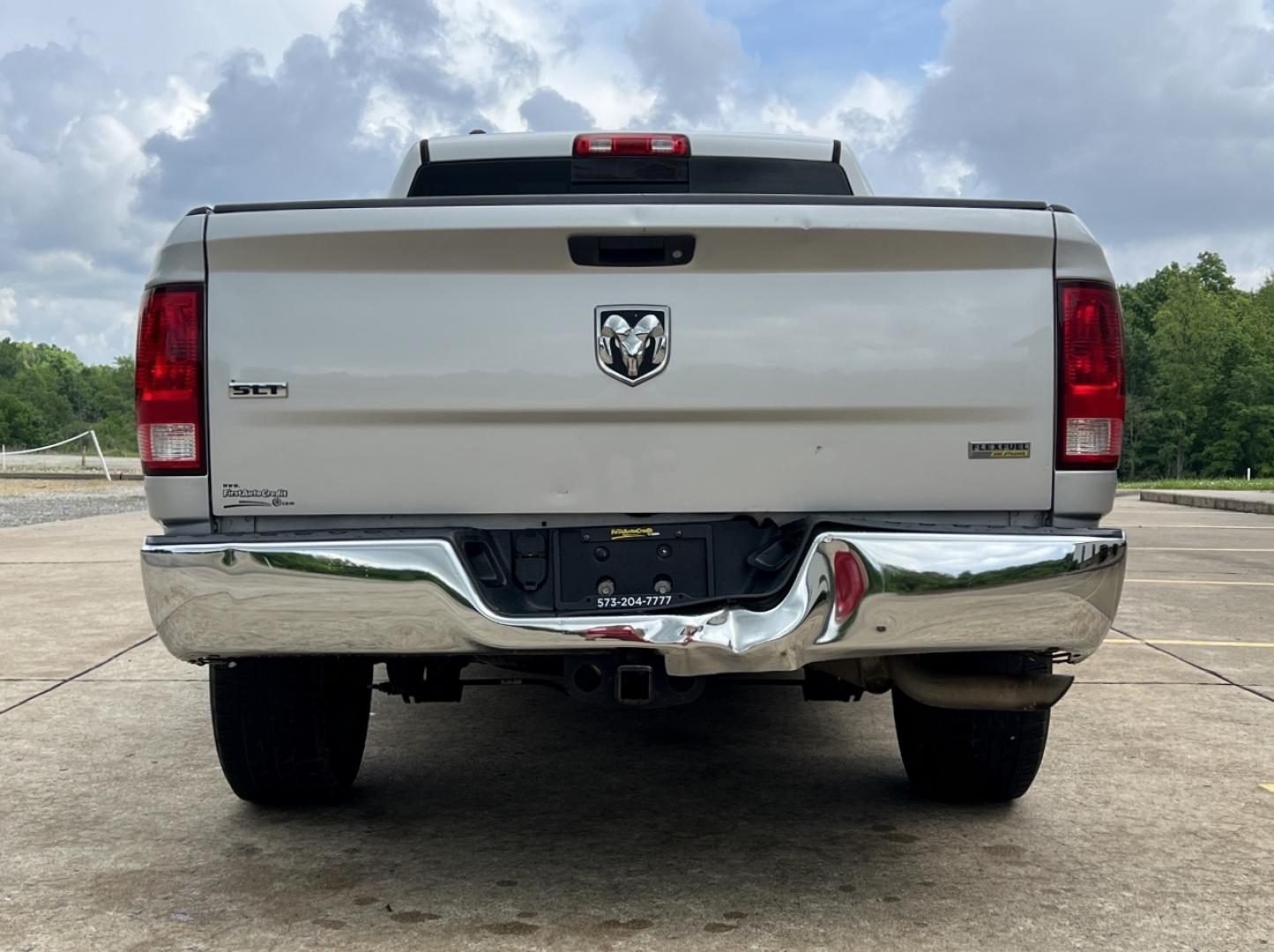 2015 SILVER /Gray Cloth RAM 1500 SLT Quad Cab 2WD (1C6RR6GG5FS) with an 3.6L V6 engine, Automatic transmission, located at 506 S. Kingshighway, Cape Girardeau, MO, 63703, (573) 235-5000, 37.294994, -89.556206 - 2015 Ram 1500 SLT 96xxx miles Rear Wheel Drive 3.6L V6 Automatic Bluetooth Cruise Power Windows/Locks/Mirrors We have financing available and we accept trades! Fill out a credit application on our website or come by today! If you have any questions, give us a call at (573) 235-5000 or visit - Photo#7