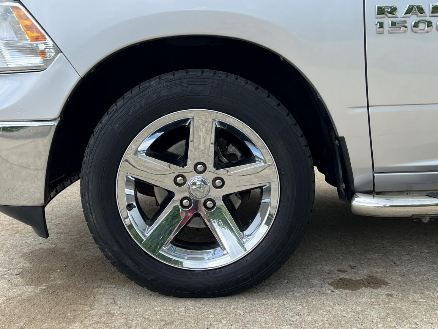 2015 SILVER /Gray Cloth RAM 1500 SLT Quad Cab 2WD (1C6RR6GG5FS) with an 3.6L V6 engine, Automatic transmission, located at 506 S. Kingshighway, Cape Girardeau, MO, 63703, (573) 235-5000, 37.294994, -89.556206 - 2015 Ram 1500 SLT 96xxx miles Rear Wheel Drive 3.6L V6 Automatic Bluetooth Cruise Power Windows/Locks/Mirrors We have financing available and we accept trades! Fill out a credit application on our website or come by today! If you have any questions, give us a call at (573) 235-5000 or visit - Photo#29