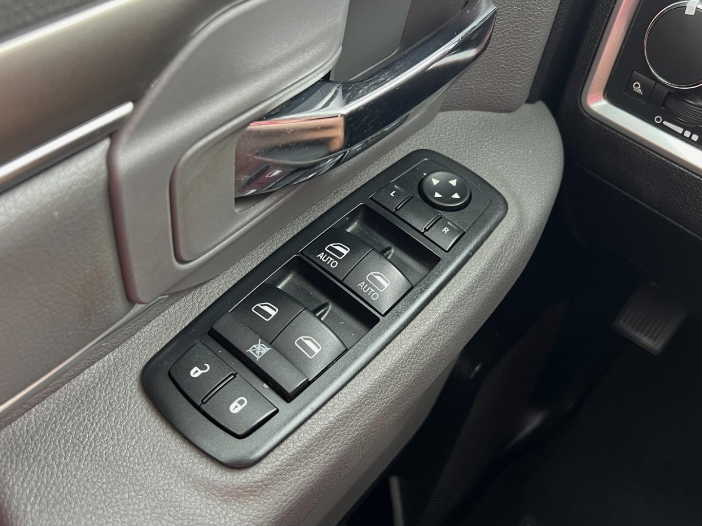 2015 SILVER /Gray Cloth RAM 1500 SLT Quad Cab 2WD (1C6RR6GG5FS) with an 3.6L V6 engine, Automatic transmission, located at 506 S. Kingshighway, Cape Girardeau, MO, 63703, (573) 235-5000, 37.294994, -89.556206 - 2015 Ram 1500 SLT 96xxx miles Rear Wheel Drive 3.6L V6 Automatic Bluetooth Cruise Power Windows/Locks/Mirrors We have financing available and we accept trades! Fill out a credit application on our website or come by today! If you have any questions, give us a call at (573) 235-5000 or visit - Photo#23