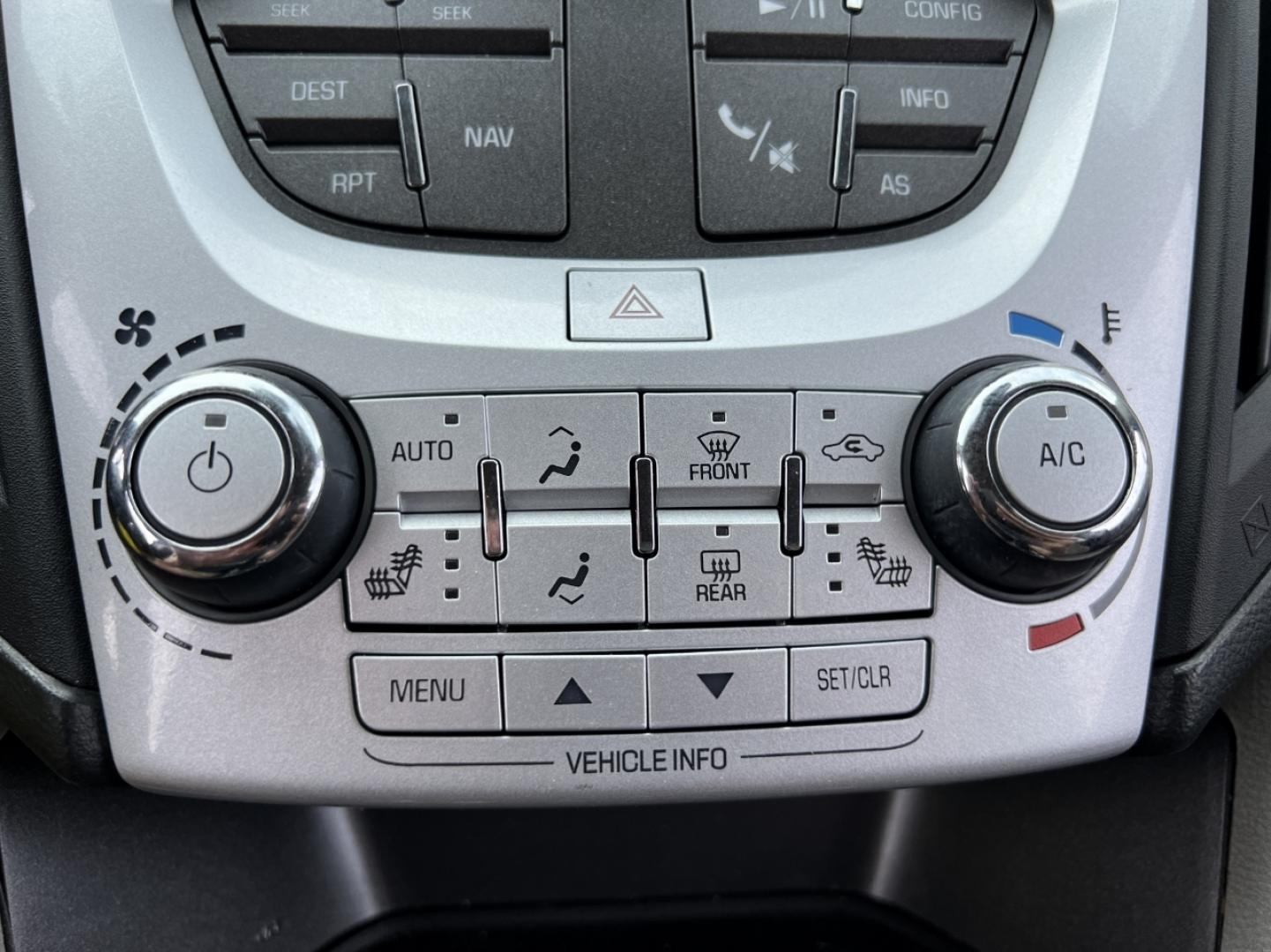 2016 WHITE /Black Cloth Chevrolet Equinox LT AWD (2GNFLFE36G6) with an 3.6L V6 engine, Automatic transmission, located at 2990 Old Orchard Rd., Jackson, MO, 63755, 37.354214, -89.612106 - 2016 Chevrolet Equinox LT 129xxx miles All Wheel Drive 3.6L V6 Automatic Navigation Power Driver Seat Heated Seats Backup Camera Bluetooth Remote Start Cruise Power Windows/Locks/Mirrors We have financing available and we accept trades! Fill out a credit application on our website or co - Photo#4