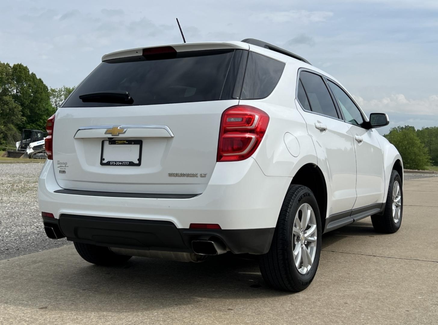 2016 WHITE /Black Cloth Chevrolet Equinox LT AWD (2GNFLFE36G6) with an 3.6L V6 engine, Automatic transmission, located at 2990 Old Orchard Rd., Jackson, MO, 63755, 37.354214, -89.612106 - 2016 Chevrolet Equinox LT 129xxx miles All Wheel Drive 3.6L V6 Automatic Navigation Power Driver Seat Heated Seats Backup Camera Bluetooth Remote Start Cruise Power Windows/Locks/Mirrors We have financing available and we accept trades! Fill out a credit application on our website or co - Photo#10