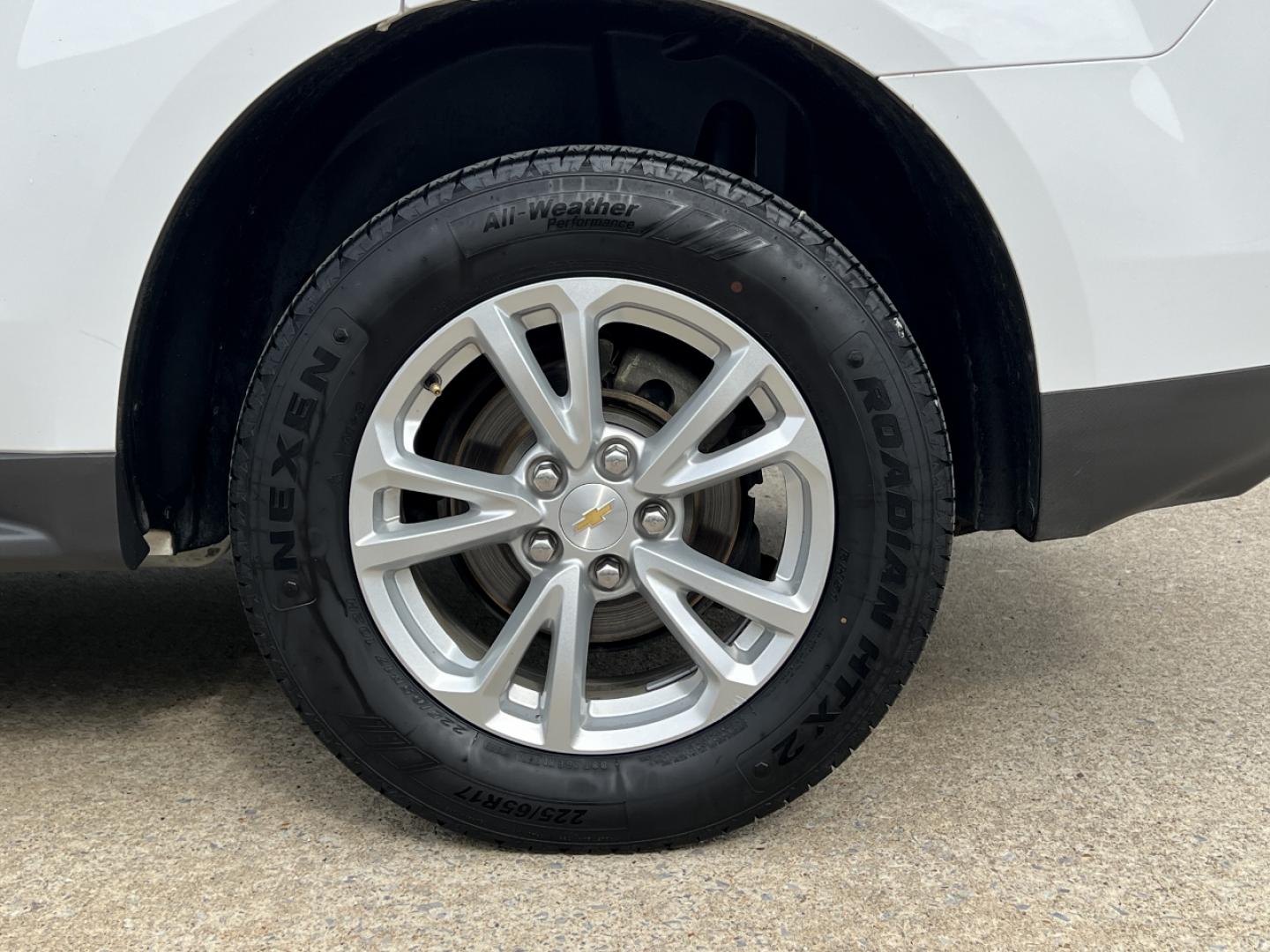 2016 WHITE /Black Cloth Chevrolet Equinox LT AWD (2GNFLFE36G6) with an 3.6L V6 engine, Automatic transmission, located at 2990 Old Orchard Rd., Jackson, MO, 63755, 37.354214, -89.612106 - 2016 Chevrolet Equinox LT 129xxx miles All Wheel Drive 3.6L V6 Automatic Navigation Power Driver Seat Heated Seats Backup Camera Bluetooth Remote Start Cruise Power Windows/Locks/Mirrors We have financing available and we accept trades! Fill out a credit application on our website or co - Photo#38