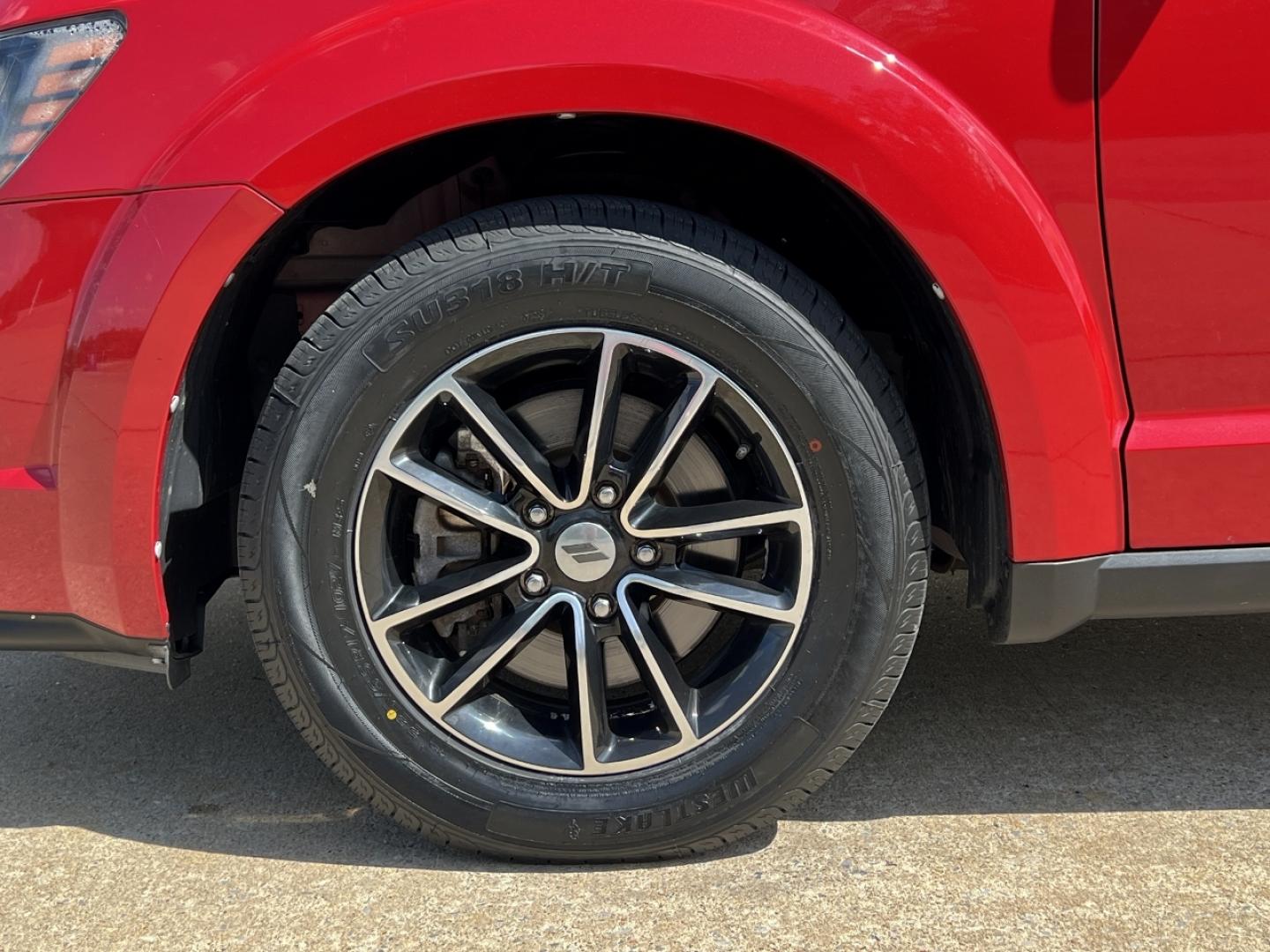 2018 RED /Black Cloth Dodge Journey SE (3C4PDCAB3JT) with an 2.4L 4 Cyl. engine, Automatic transmission, located at 2990 Old Orchard Rd., Jackson, MO, 63755, 37.354214, -89.612106 - 2018 Dodge Journey SE 88xxx miles Front Wheel Drive 2.4L 4 Cyl. Automatic 3rd Row Backup Camera Cruise Power Windows/Locks/Mirrors We have financing available and we accept trades! Fill out a credit application on our website or come by today! If you have any questions, give us a call at ( - Photo#31