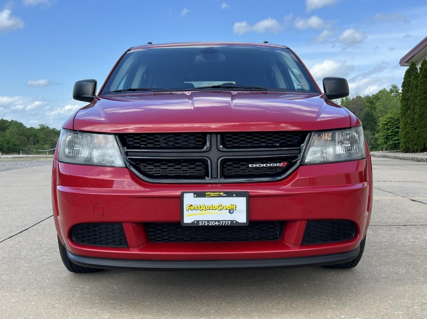 2018 RED /Black Cloth Dodge Journey SE (3C4PDCAB3JT) with an 2.4L 4 Cyl. engine, Automatic transmission, located at 2990 Old Orchard Rd., Jackson, MO, 63755, 37.354214, -89.612106 - 2018 Dodge Journey SE 88xxx miles Front Wheel Drive 2.4L 4 Cyl. Automatic 3rd Row Backup Camera Cruise Power Windows/Locks/Mirrors We have financing available and we accept trades! Fill out a credit application on our website or come by today! If you have any questions, give us a call at ( - Photo#8