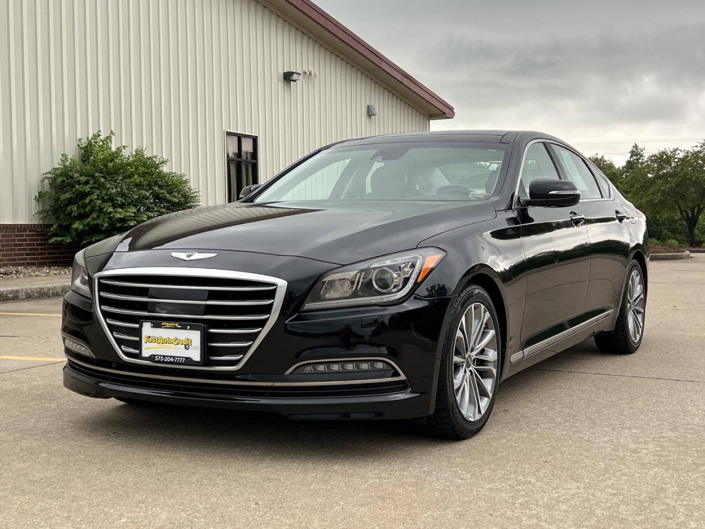 2016 BLACK /Tan Leather Hyundai Genesis 3.8L (KMHGN4JE3GU) with an 3.8L V6 engine, Automatic transmission, located at 506 S. Kingshighway, Cape Girardeau, MO, 63703, (573) 235-5000, 37.294994, -89.556206 - 2016 Hyundai Genesis 1-Owner 120xxx miles Rear Wheel Drive 3.8L V6 Automatic Leather Navigation Backup Camera Power/Heated/Cooled Seats Heated Steering Wheel Sunroof Bluetooth Cruise Power Windows/Locks/Mirrors We have financing available and we accept trades! Fill out a credit applic - Photo#7
