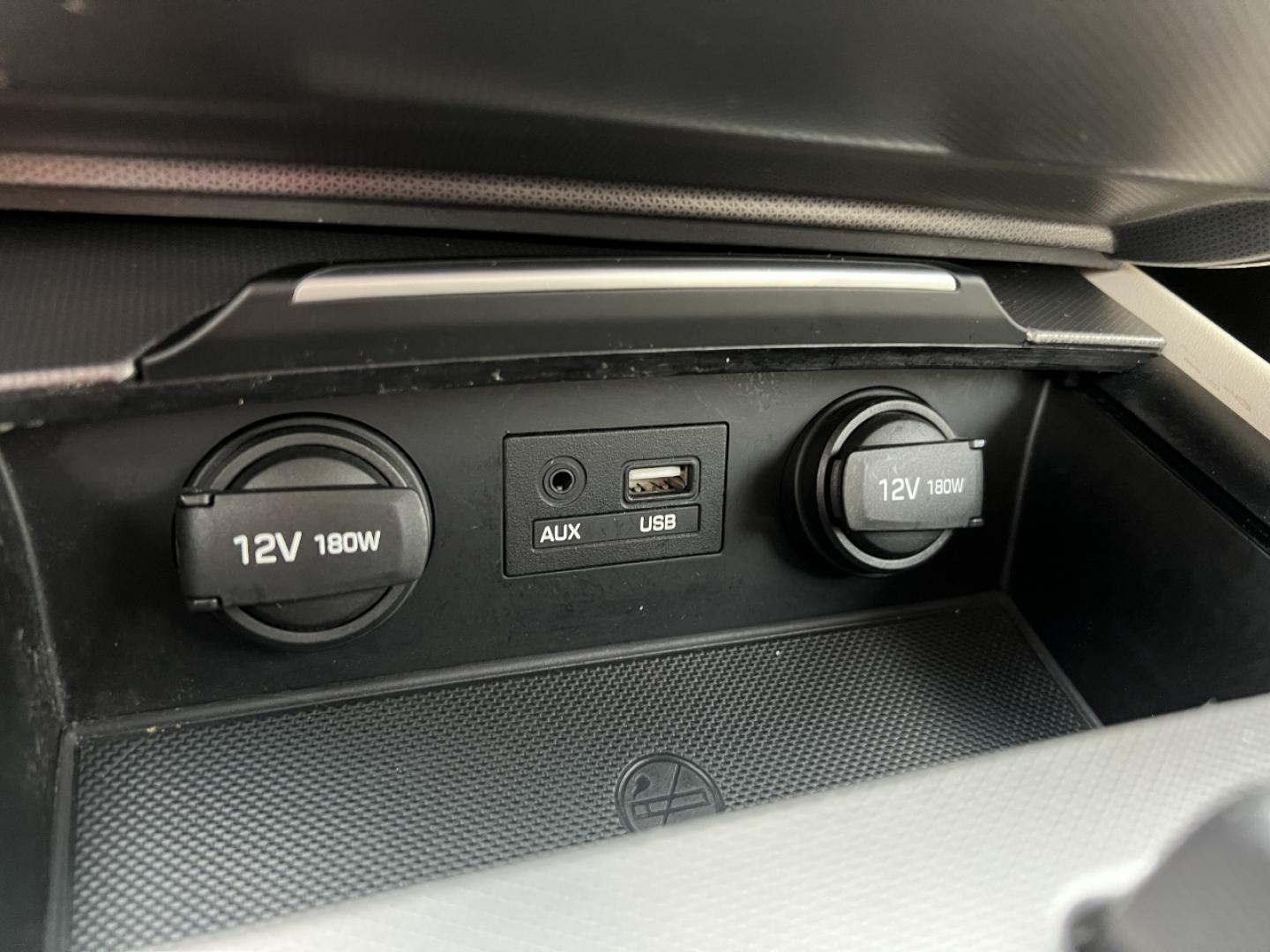 2016 BLACK /Tan Leather Hyundai Genesis 3.8L (KMHGN4JE3GU) with an 3.8L V6 engine, Automatic transmission, located at 506 S. Kingshighway, Cape Girardeau, MO, 63703, (573) 235-5000, 37.294994, -89.556206 - 2016 Hyundai Genesis 1-Owner 120xxx miles Rear Wheel Drive 3.8L V6 Automatic Leather Navigation Backup Camera Power/Heated/Cooled Seats Heated Steering Wheel Sunroof Bluetooth Cruise Power Windows/Locks/Mirrors We have financing available and we accept trades! Fill out a credit applic - Photo#29