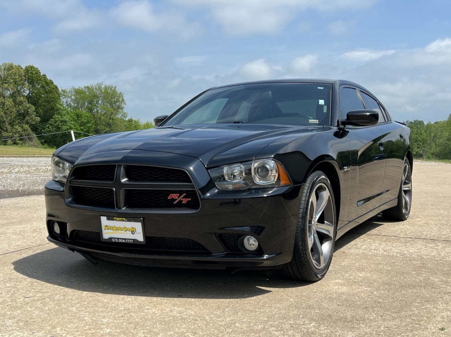 2014 BLACK /Black Leather Dodge Charger R/T (2C3CDXCT3EH) with an 5.7L V8 HEMI engine, Automatic transmission, located at 2990 Old Orchard Rd., Jackson, MO, 63755, 37.354214, -89.612106 - 2014 Dodge Charger R/T 100th Anniversary 107xxx miles Rear Wheel Drive 5.7L V8 HEMI Automatic Leather 20" Wheels Navigation Power/Heated Seats Heated Rear Seats Heated Steering Wheel Backup Camera Sunroof Bluetooth Remote Start Cruise Power Windows/Locks/Mirrors We have financing av - Photo#9