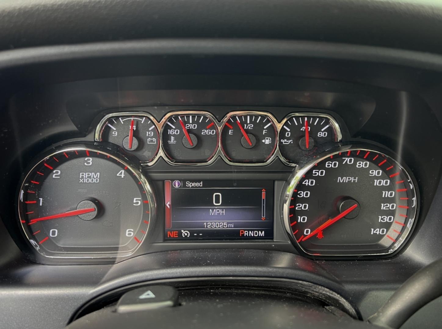 2015 GRAY /Black Leather GMC Sierra 1500 SLT Crew Cab 4x4 (3GTU2VEC2FG) with an 5.3L V8 engine, Automatic transmission, located at 506 S. Kingshighway, Cape Girardeau, MO, 63703, (573) 235-5000, 37.294994, -89.556206 - 2015 GMC Sierra 1500 SLT 1-Owner 123xxx miles 4x4 5.3L V8 Automatic Leather Navigation Power/Heated/Cooled Seats Backup Camera Bluetooth Remote Start Cruise Power Windows/Locks/Mirrors We have financing available and we accept trades! Fill out a credit application on our website or com - Photo#1