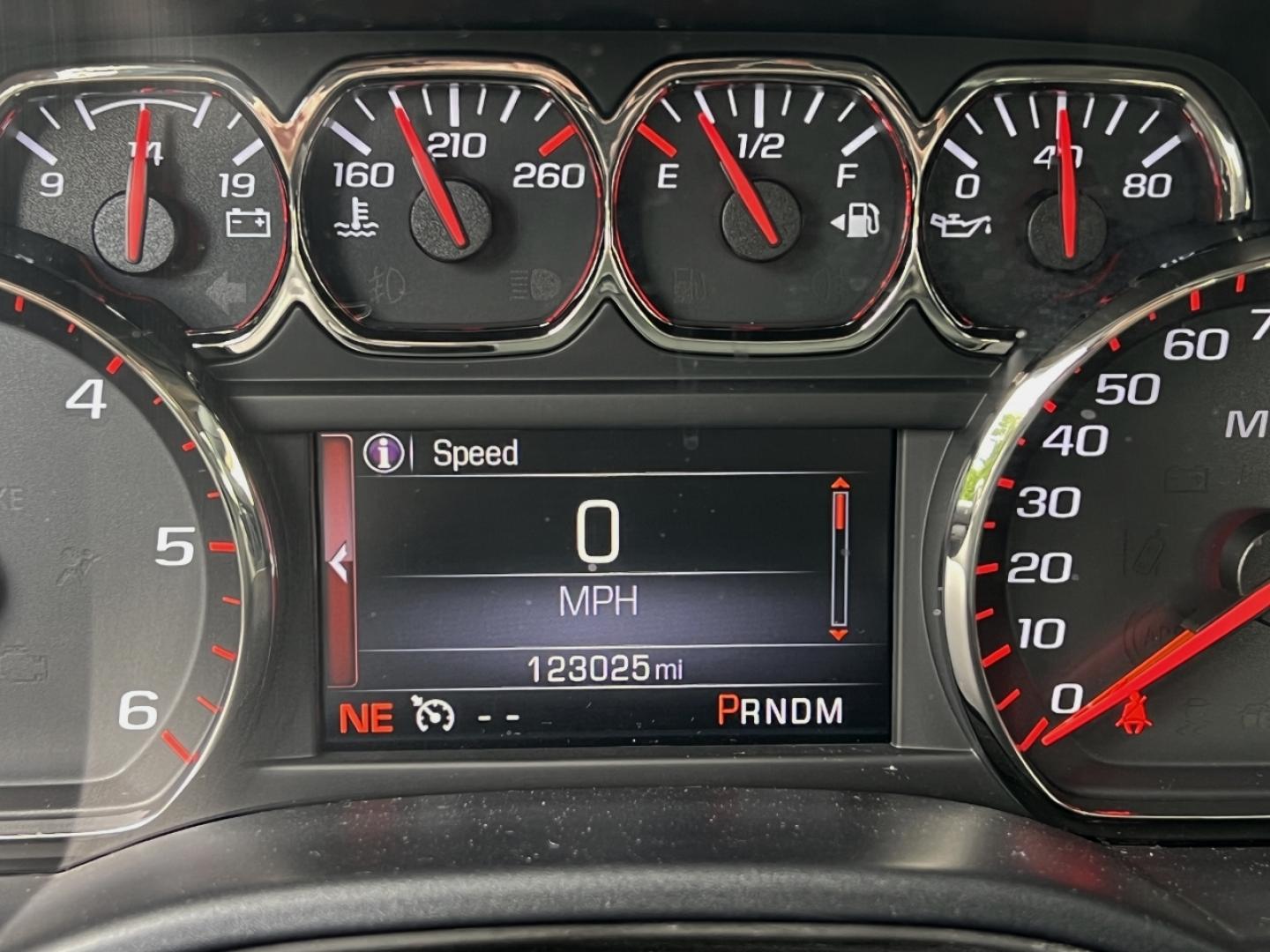 2015 GRAY /Black Leather GMC Sierra 1500 SLT Crew Cab 4x4 (3GTU2VEC2FG) with an 5.3L V8 engine, Automatic transmission, located at 506 S. Kingshighway, Cape Girardeau, MO, 63703, (573) 235-5000, 37.294994, -89.556206 - 2015 GMC Sierra 1500 SLT 1-Owner 123xxx miles 4x4 5.3L V8 Automatic Leather Navigation Power/Heated/Cooled Seats Backup Camera Bluetooth Remote Start Cruise Power Windows/Locks/Mirrors We have financing available and we accept trades! Fill out a credit application on our website or com - Photo#24