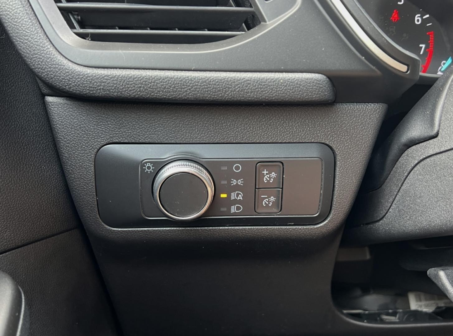 2020 RED /Gray Cloth Ford Escape SE (1FMCU0G65LU) with an 1.5L 3 Cyl. engine, Automatic transmission, located at 2990 Old Orchard Rd., Jackson, MO, 63755, 37.354214, -89.612106 - 2020 Ford Escape SE 1-Owner 105xxx miles Front Wheel Drive 1.5L 3 Cyl. Automatic Backup Camera Heated Seats Power Driver Seat Bluetooth Cruise Power Windows/Locks/Mirrors We have financing available and we accept trades! Fill out a credit application on our website or come by today! If - Photo#29