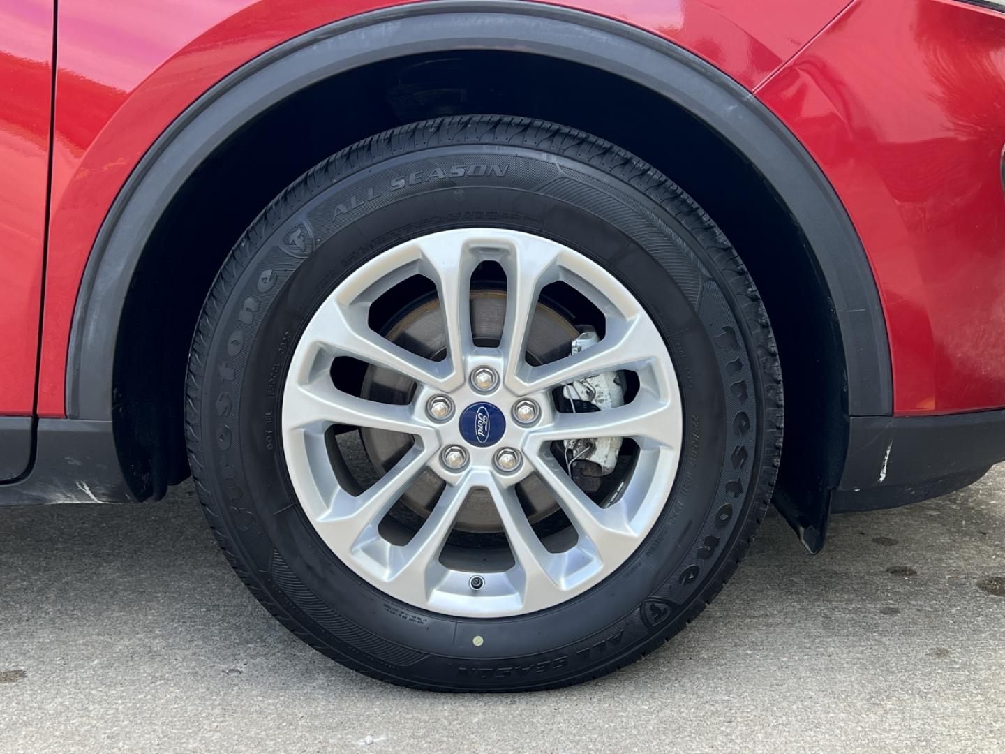 2020 RED /Gray Cloth Ford Escape SE (1FMCU0G65LU) with an 1.5L 3 Cyl. engine, Automatic transmission, located at 2990 Old Orchard Rd., Jackson, MO, 63755, 37.354214, -89.612106 - 2020 Ford Escape SE 1-Owner 105xxx miles Front Wheel Drive 1.5L 3 Cyl. Automatic Backup Camera Heated Seats Power Driver Seat Bluetooth Cruise Power Windows/Locks/Mirrors We have financing available and we accept trades! Fill out a credit application on our website or come by today! If - Photo#37