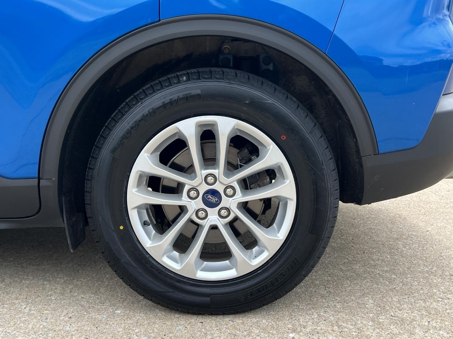 2020 BLUE /Gray Cloth Ford Escape SE (1FMCU0G64LU) with an 1.5L 3 Cyl. engine, Automatic transmission, located at 2990 Old Orchard Rd., Jackson, MO, 63755, 37.354214, -89.612106 - 2020 Ford Escape SE 1-Owner 105xxx miles Front Wheel Drive 1.5L 3 Cyl. Automatic New Tires Backup Camera Power Driver Seat Heated Seats Bluetooth Cruise Power Windows/Locks/Mirrors We have financing available and we accept trades! Fill out a credit application on our website or come by - Photo#34