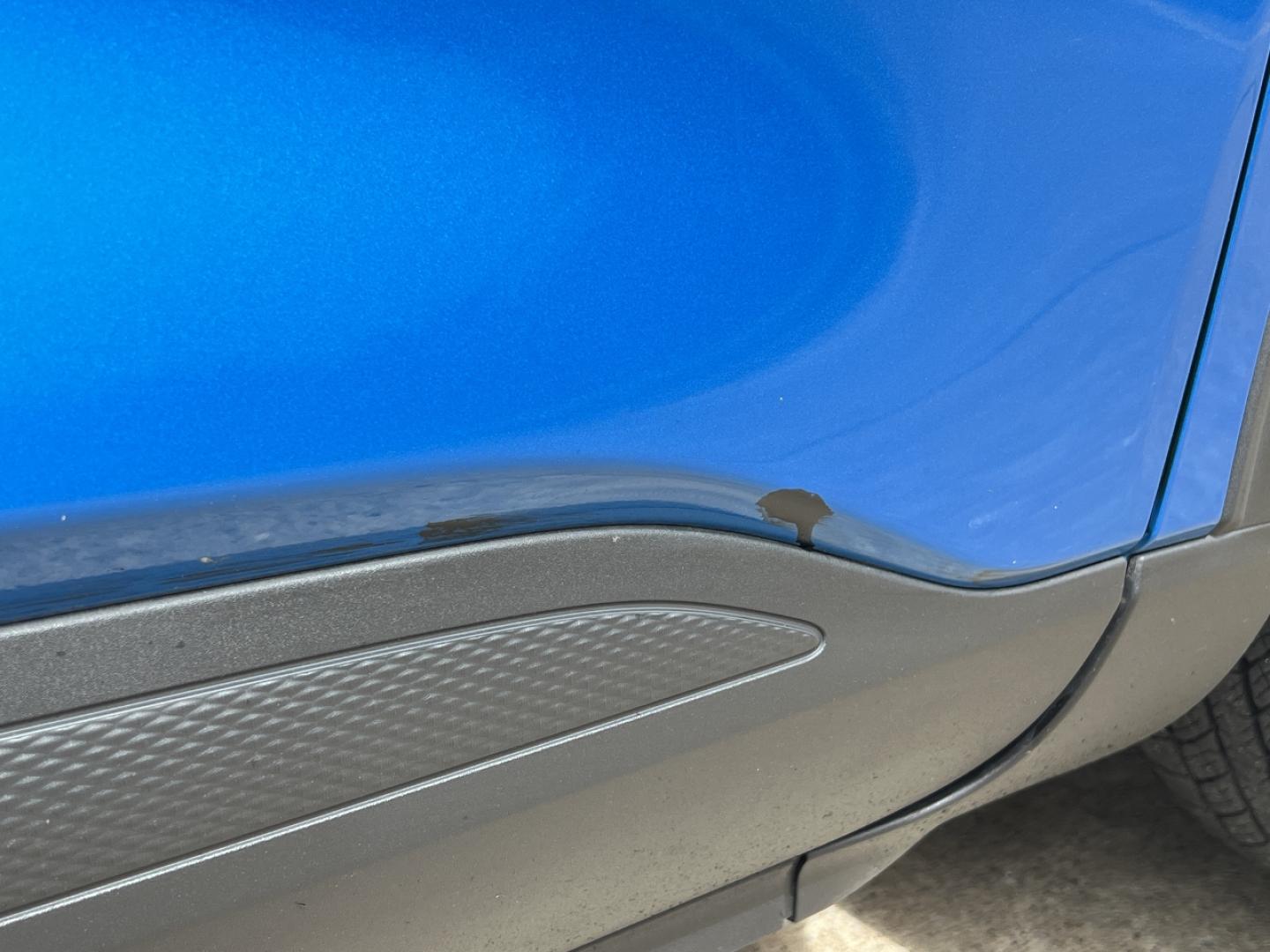 2020 BLUE /Gray Cloth Ford Escape SE (1FMCU0G64LU) with an 1.5L 3 Cyl. engine, Automatic transmission, located at 2990 Old Orchard Rd., Jackson, MO, 63755, 37.354214, -89.612106 - 2020 Ford Escape SE 1-Owner 105xxx miles Front Wheel Drive 1.5L 3 Cyl. Automatic New Tires Backup Camera Power Driver Seat Heated Seats Bluetooth Cruise Power Windows/Locks/Mirrors We have financing available and we accept trades! Fill out a credit application on our website or come by - Photo#37