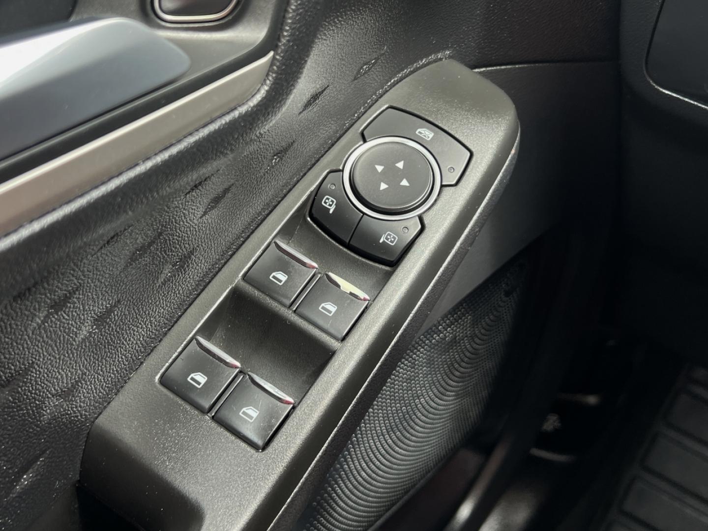 2020 BLUE /Gray Cloth Ford Escape SE (1FMCU0G64LU) with an 1.5L 3 Cyl. engine, Automatic transmission, located at 2990 Old Orchard Rd., Jackson, MO, 63755, 37.354214, -89.612106 - 2020 Ford Escape SE 1-Owner 105xxx miles Front Wheel Drive 1.5L 3 Cyl. Automatic New Tires Backup Camera Power Driver Seat Heated Seats Bluetooth Cruise Power Windows/Locks/Mirrors We have financing available and we accept trades! Fill out a credit application on our website or come by - Photo#26