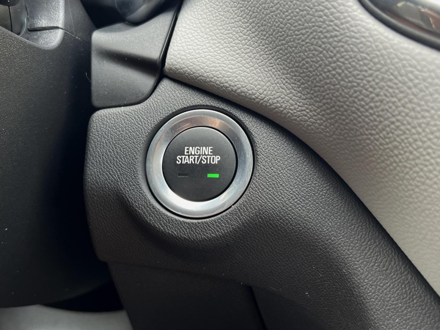 2021 WHITE /Gray Cloth Chevrolet Equinox LS 2WD (3GNAXHEVXMS) with an 1.5L 4 Cyl. Turbo engine, Automatic transmission, located at 2990 Old Orchard Rd., Jackson, MO, 63755, 37.354214, -89.612106 - 2021 Chevrolet Equinox LS 1-Owner 131xxx miles Front Wheel Drive 1.5L 4 Cyl. Automatic Backup Camera Power Driver Seat Bluetooth Cruise Power Windows/Locks/Mirrors We have financing available and we accept trades! Fill out a credit application on our website or come by today! If you have - Photo#21