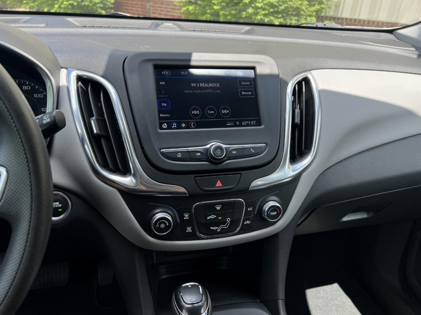 2021 WHITE /Gray Cloth Chevrolet Equinox LS 2WD (3GNAXHEVXMS) with an 1.5L 4 Cyl. Turbo engine, Automatic transmission, located at 2990 Old Orchard Rd., Jackson, MO, 63755, 37.354214, -89.612106 - 2021 Chevrolet Equinox LS 1-Owner 131xxx miles Front Wheel Drive 1.5L 4 Cyl. Automatic Backup Camera Power Driver Seat Bluetooth Cruise Power Windows/Locks/Mirrors We have financing available and we accept trades! Fill out a credit application on our website or come by today! If you have - Photo#23