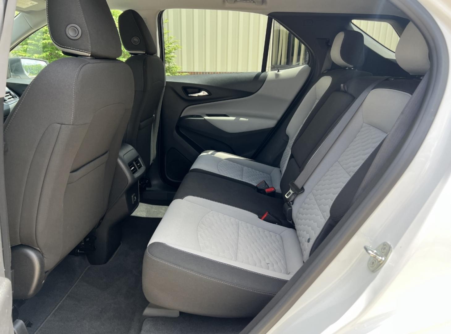 2021 WHITE /Gray Cloth Chevrolet Equinox LS 2WD (3GNAXHEVXMS) with an 1.5L 4 Cyl. Turbo engine, Automatic transmission, located at 2990 Old Orchard Rd., Jackson, MO, 63755, 37.354214, -89.612106 - 2021 Chevrolet Equinox LS 1-Owner 131xxx miles Front Wheel Drive 1.5L 4 Cyl. Automatic Backup Camera Power Driver Seat Bluetooth Cruise Power Windows/Locks/Mirrors We have financing available and we accept trades! Fill out a credit application on our website or come by today! If you have - Photo#15