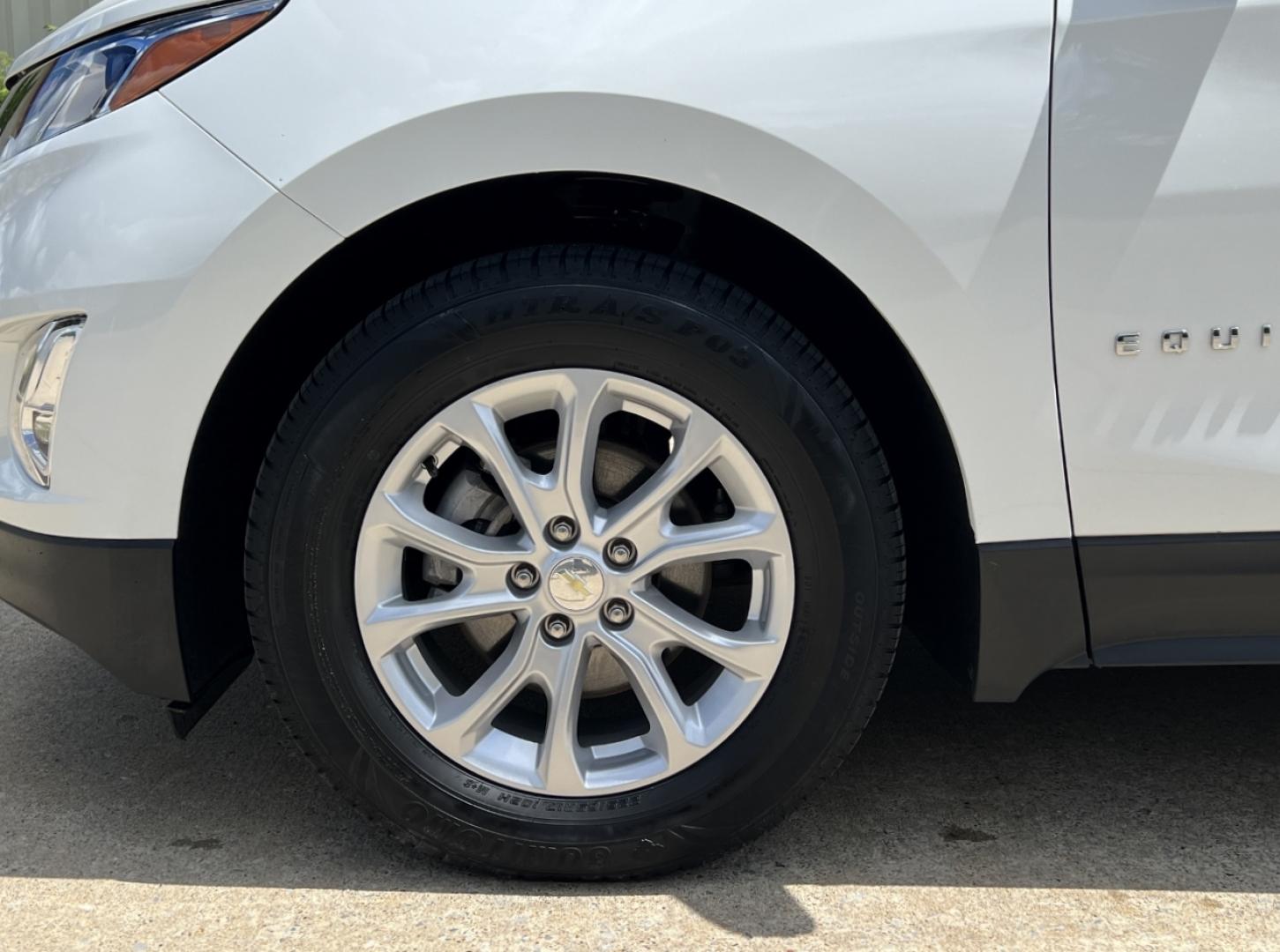 2021 WHITE /Gray Cloth Chevrolet Equinox LS 2WD (3GNAXHEVXMS) with an 1.5L 4 Cyl. Turbo engine, Automatic transmission, located at 2990 Old Orchard Rd., Jackson, MO, 63755, 37.354214, -89.612106 - 2021 Chevrolet Equinox LS 1-Owner 131xxx miles Front Wheel Drive 1.5L 4 Cyl. Automatic Backup Camera Power Driver Seat Bluetooth Cruise Power Windows/Locks/Mirrors We have financing available and we accept trades! Fill out a credit application on our website or come by today! If you have - Photo#34