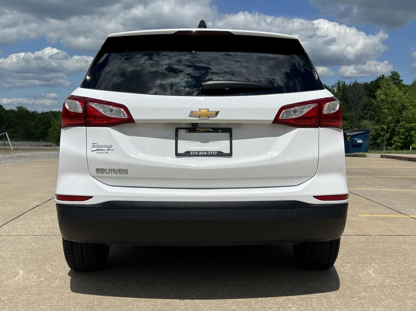 2021 WHITE /Gray Cloth Chevrolet Equinox LS 2WD (3GNAXHEVXMS) with an 1.5L 4 Cyl. Turbo engine, Automatic transmission, located at 2990 Old Orchard Rd., Jackson, MO, 63755, 37.354214, -89.612106 - 2021 Chevrolet Equinox LS 1-Owner 131xxx miles Front Wheel Drive 1.5L 4 Cyl. Automatic Backup Camera Power Driver Seat Bluetooth Cruise Power Windows/Locks/Mirrors We have financing available and we accept trades! Fill out a credit application on our website or come by today! If you have - Photo#9