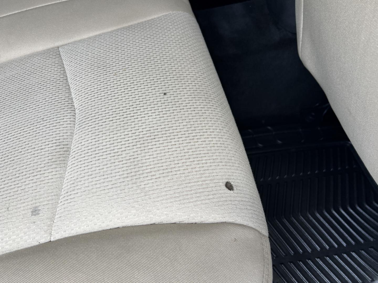 2013 WHITE /Tan Cloth Chrysler 200 Touring (1C3CCBBB2DN) with an 2.4L 4 Cyl. engine, Automatic transmission, located at 2990 Old Orchard Rd., Jackson, MO, 63755, 37.354214, -89.612106 - 2013 Chrysler 200 Touring 102xxx miles Front Wheel Drive 2.4L 4 Cyl. Automatic Power Driver Seat Heated Seats Cruise Remote Start Power Windows/Locks/Mirrors We have financing available and we accept trades! Fill out a credit application on our website or come by today! If you have any qu - Photo#45