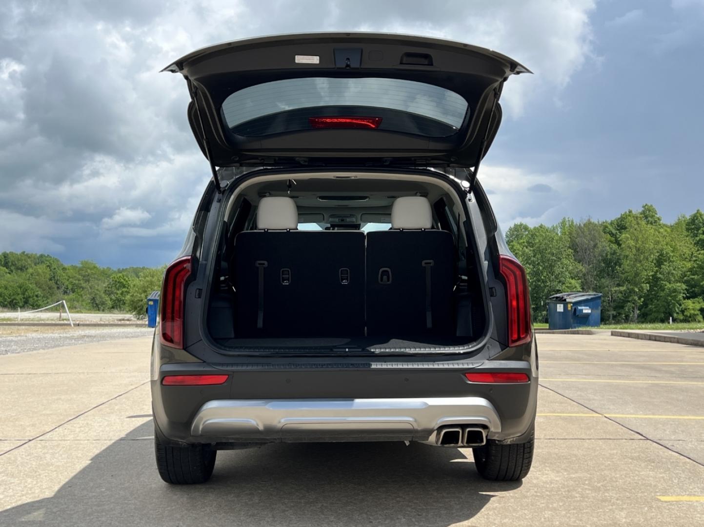 2021 GREEN /Gray Leather Kia Telluride S AWD (5XYP6DHC9MG) with an 3.8L V6 engine, Automatic transmission, located at 506 S. Kingshighway, Cape Girardeau, MO, 63703, (573) 235-5000, 37.294994, -89.556206 - 2021 Kia Telluride S 1-Owner Only 22xxx miles All Wheel Drive 3.8L V6 Automatic Leather 3rd Row Backup Camera Power Driver Seat Heated Seats Sunroof Bluetooth Cruise Remote Start Power Windows/Locks/Mirrors We have financing available and we accept trades! Fill out a credit applicati - Photo#21