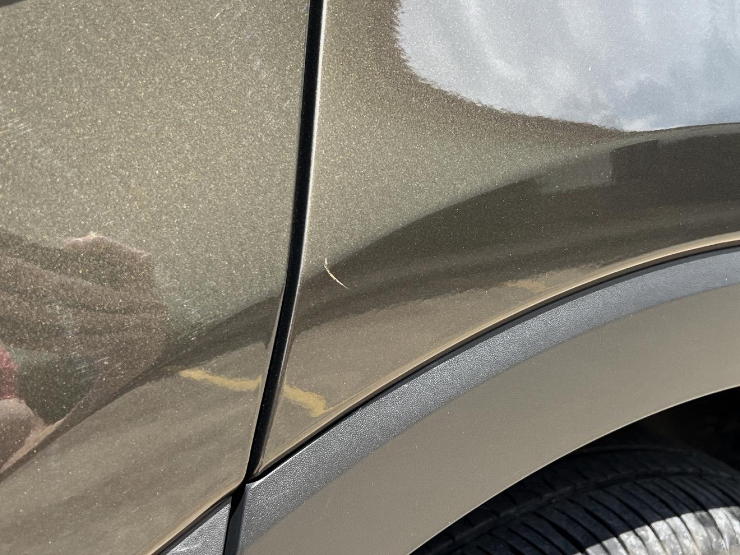 2021 GREEN /Gray Leather Kia Telluride S AWD (5XYP6DHC9MG) with an 3.8L V6 engine, Automatic transmission, located at 506 S. Kingshighway, Cape Girardeau, MO, 63703, (573) 235-5000, 37.294994, -89.556206 - 2021 Kia Telluride S 1-Owner Only 22xxx miles All Wheel Drive 3.8L V6 Automatic Leather 3rd Row Backup Camera Power Driver Seat Heated Seats Sunroof Bluetooth Cruise Remote Start Power Windows/Locks/Mirrors We have financing available and we accept trades! Fill out a credit applicati - Photo#46
