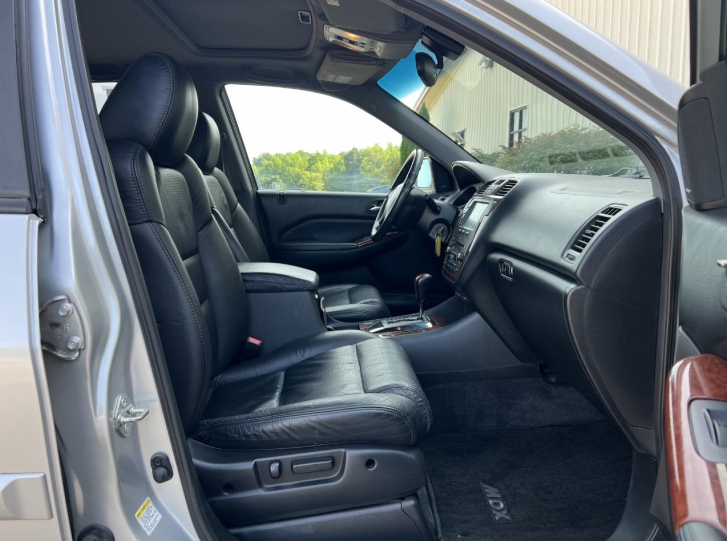 2004 SILVER /Black Leather Acura MDX Touring (2HNYD186X4H) with an 3.5L V6 engine, Automatic transmission, located at 2990 Old Orchard Rd., Jackson, MO, 63755, 37.354214, -89.612106 - 2004 Acura MDX Touring 140xxx miles All Wheel Drive 3.5L V6 Automatic Leather 3rd Row Power/Heated Seats Sunroof Cruise Power Windows/Locks/Mirrors We have financing available and we accept trades! Fill out a credit application on our website or come by today! If you have any questions, - Photo#16