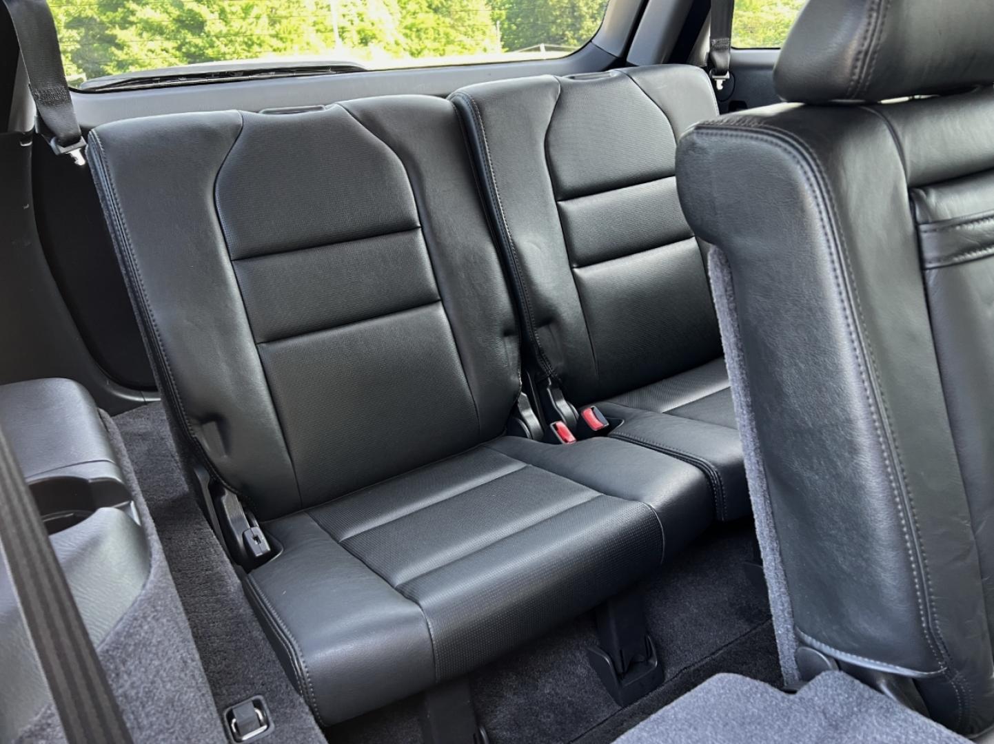2004 SILVER /Black Leather Acura MDX Touring (2HNYD186X4H) with an 3.5L V6 engine, Automatic transmission, located at 2990 Old Orchard Rd., Jackson, MO, 63755, 37.354214, -89.612106 - 2004 Acura MDX Touring 140xxx miles All Wheel Drive 3.5L V6 Automatic Leather 3rd Row Power/Heated Seats Sunroof Cruise Power Windows/Locks/Mirrors We have financing available and we accept trades! Fill out a credit application on our website or come by today! If you have any questions, - Photo#19