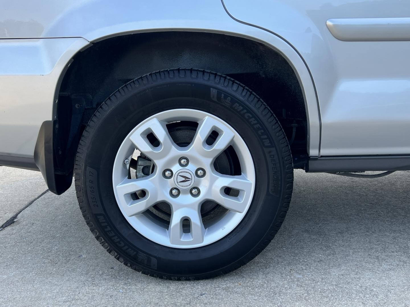 2004 SILVER /Black Leather Acura MDX Touring (2HNYD186X4H) with an 3.5L V6 engine, Automatic transmission, located at 2990 Old Orchard Rd., Jackson, MO, 63755, 37.354214, -89.612106 - 2004 Acura MDX Touring 140xxx miles All Wheel Drive 3.5L V6 Automatic Leather 3rd Row Power/Heated Seats Sunroof Cruise Power Windows/Locks/Mirrors We have financing available and we accept trades! Fill out a credit application on our website or come by today! If you have any questions, - Photo#40