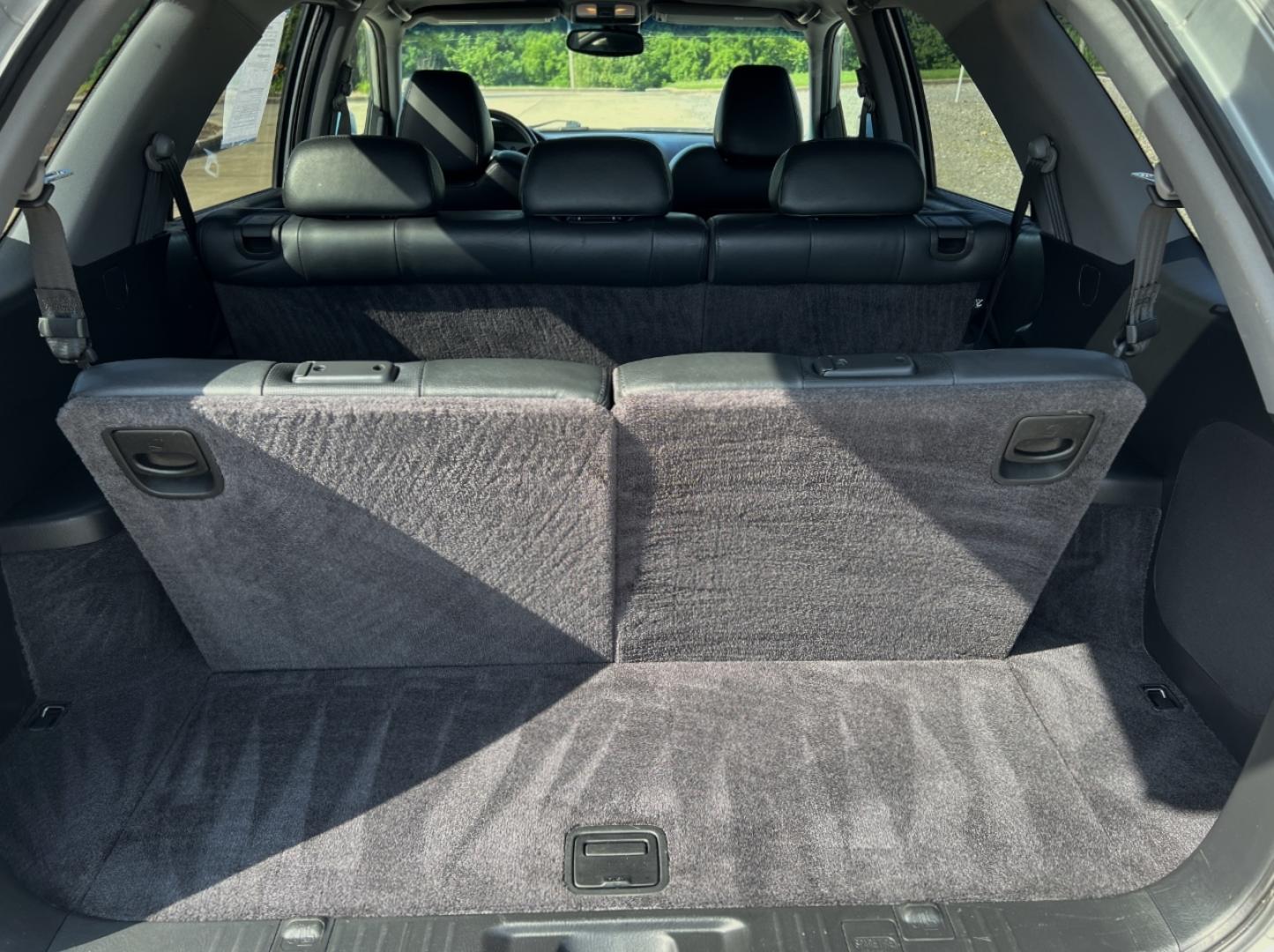 2004 SILVER /Black Leather Acura MDX Touring (2HNYD186X4H) with an 3.5L V6 engine, Automatic transmission, located at 2990 Old Orchard Rd., Jackson, MO, 63755, 37.354214, -89.612106 - 2004 Acura MDX Touring 140xxx miles All Wheel Drive 3.5L V6 Automatic Leather 3rd Row Power/Heated Seats Sunroof Cruise Power Windows/Locks/Mirrors We have financing available and we accept trades! Fill out a credit application on our website or come by today! If you have any questions, - Photo#21