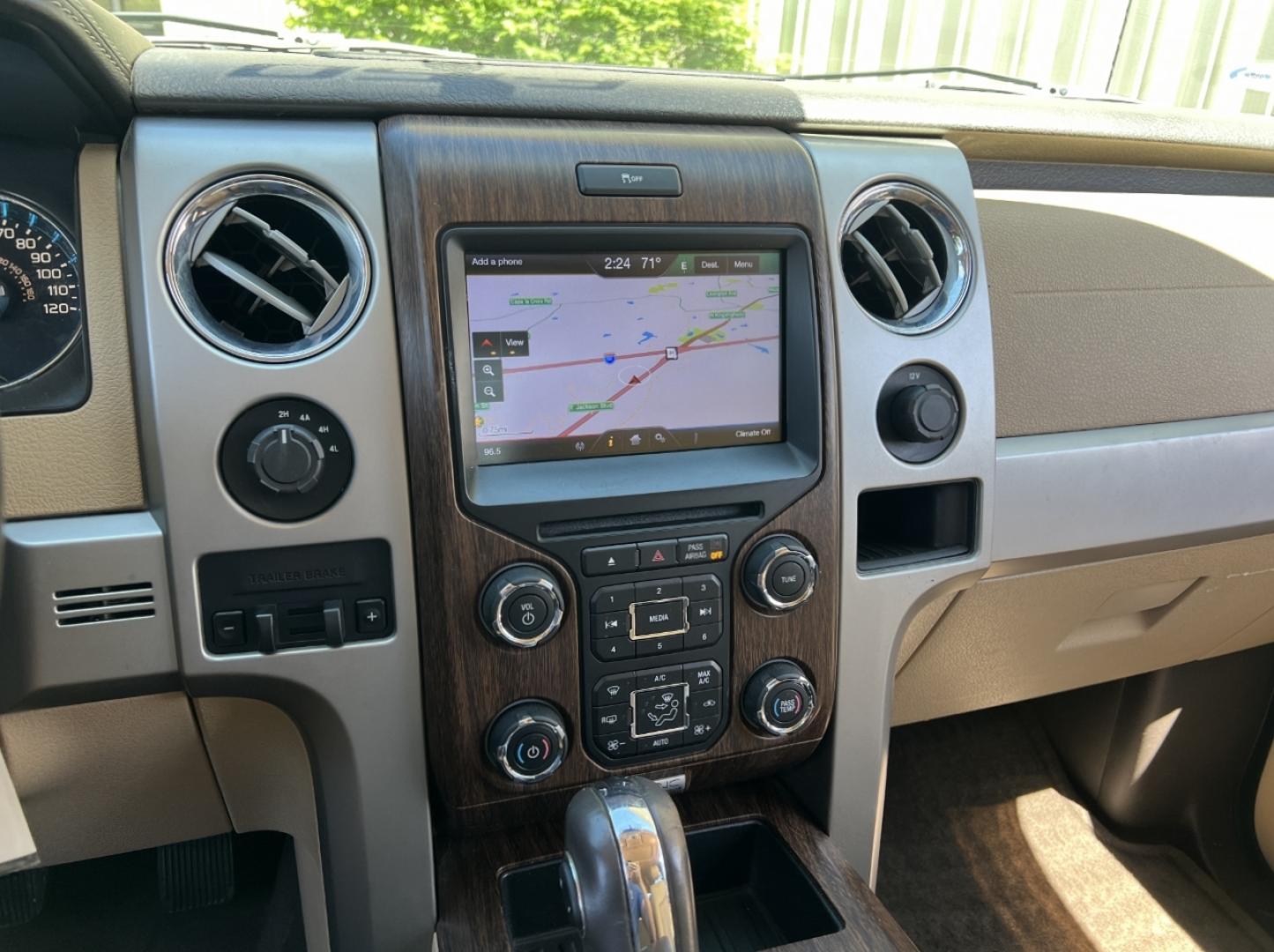 2013 BLACK /Tan Leather Ford F-150 Lariat SuperCrew 6.5-ft. Bed 4WD (1FTFW1EF4DK) with an 5.0L V8 engine, Automatic transmission, located at 506 S. Kingshighway, Cape Girardeau, MO, 63703, (573) 235-5000, 37.294994, -89.556206 - 2013 Ford F-150 Lariat 103xxx miles 4x4 5.0L V8 Automatic Leather Navigation Backup Camera Power/Heated/Cooled Seats Sunroof Bluetooth Remote Start Cruise Power Windows/Locks/Mirrors We have financing available and we accept trades! Fill out a credit application on our website or come - Photo#28