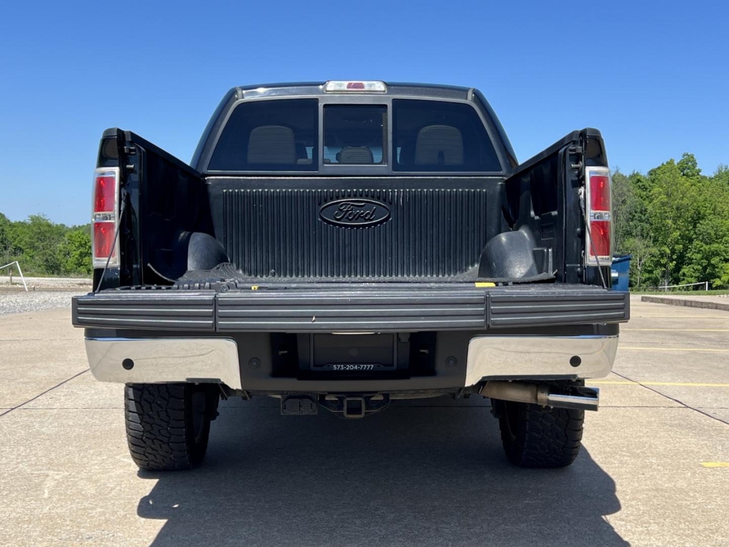 2013 BLACK /Tan Leather Ford F-150 Lariat SuperCrew 6.5-ft. Bed 4WD (1FTFW1EF4DK) with an 5.0L V8 engine, Automatic transmission, located at 506 S. Kingshighway, Cape Girardeau, MO, 63703, (573) 235-5000, 37.294994, -89.556206 - 2013 Ford F-150 Lariat 103xxx miles 4x4 5.0L V8 Automatic Leather Navigation Backup Camera Power/Heated/Cooled Seats Sunroof Bluetooth Remote Start Cruise Power Windows/Locks/Mirrors We have financing available and we accept trades! Fill out a credit application on our website or come - Photo#22