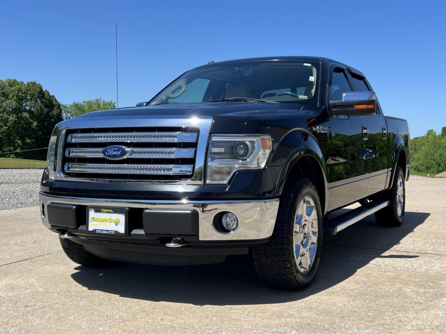 2013 BLACK /Tan Leather Ford F-150 Lariat SuperCrew 6.5-ft. Bed 4WD (1FTFW1EF4DK) with an 5.0L V8 engine, Automatic transmission, located at 506 S. Kingshighway, Cape Girardeau, MO, 63703, (573) 235-5000, 37.294994, -89.556206 - 2013 Ford F-150 Lariat 103xxx miles 4x4 5.0L V8 Automatic Leather Navigation Backup Camera Power/Heated/Cooled Seats Sunroof Bluetooth Remote Start Cruise Power Windows/Locks/Mirrors We have financing available and we accept trades! Fill out a credit application on our website or come - Photo#9
