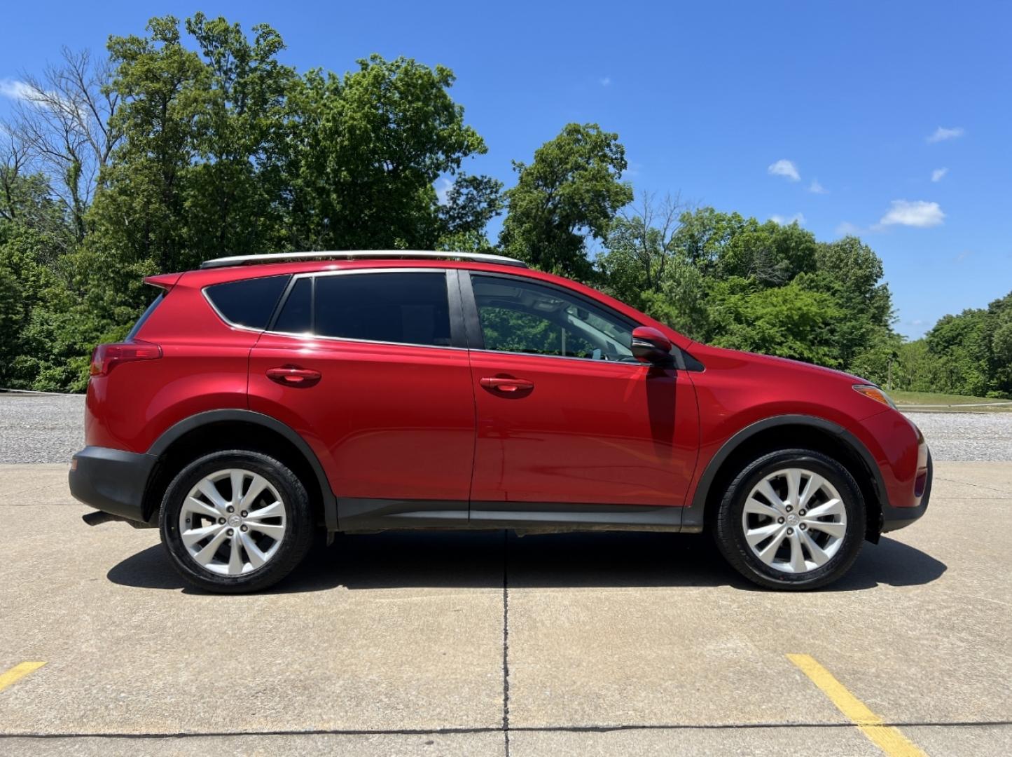 2013 RED /Gray Leather Toyota RAV4 Limited AWD (2T3DFREV4DW) with an 2.5L 4 Cyl. engine, Automatic transmission, located at 506 S. Kingshighway, Cape Girardeau, MO, 63703, (573) 235-5000, 37.294994, -89.556206 - 2013 Toyota RAV4 Limited 121xxx miles All Wheel Drive 2.5L 4 Cyl. Automatic Leather Backup Camera Sunroof Power Driver Seat Heated Seats Bluetooth Cruise Power Windows/Locks/Mirrors We have financing available and we accept trades! Fill out a credit application on our website or come by - Photo#8