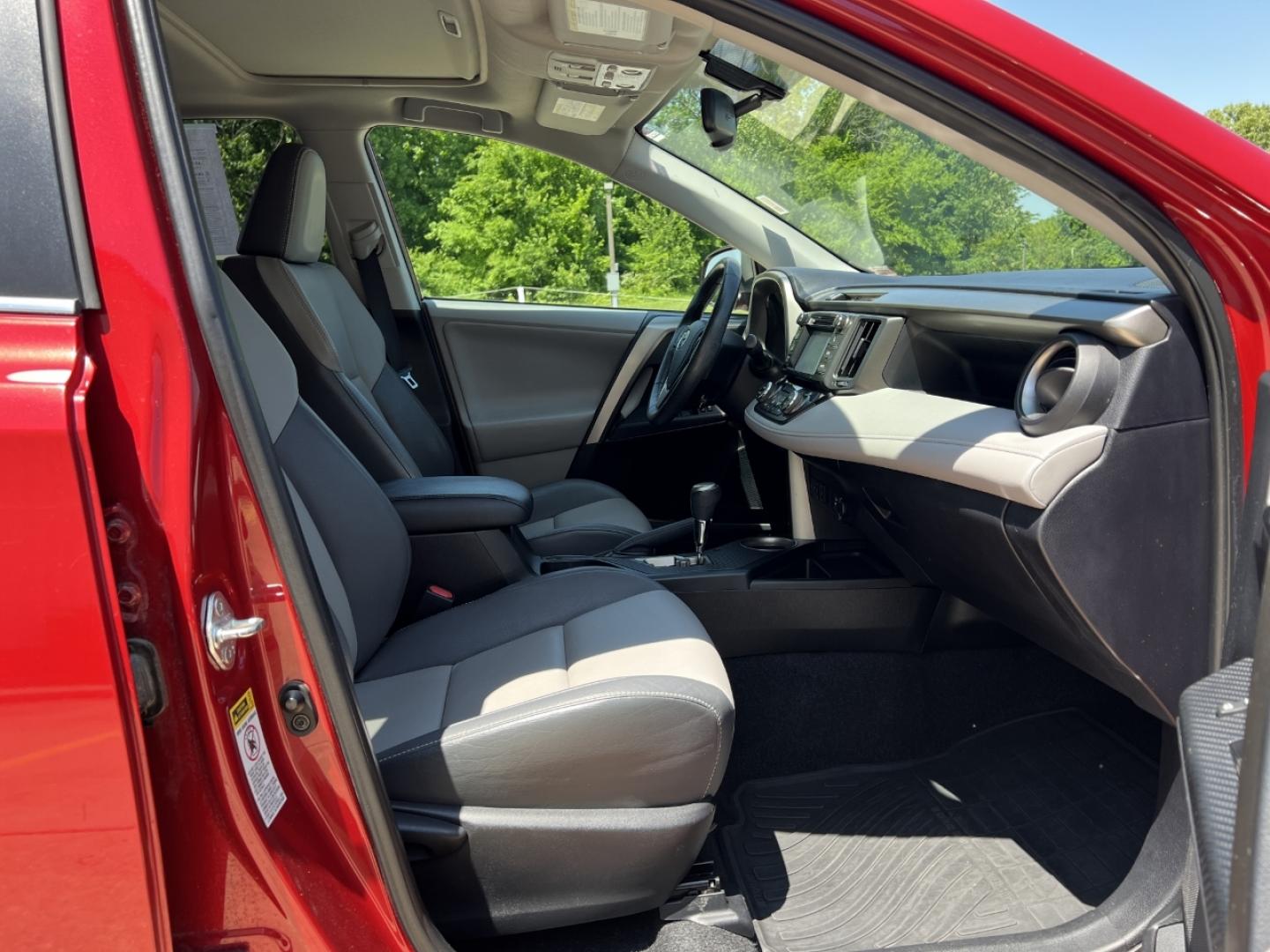 2013 RED /Gray Leather Toyota RAV4 Limited AWD (2T3DFREV4DW) with an 2.5L 4 Cyl. engine, Automatic transmission, located at 506 S. Kingshighway, Cape Girardeau, MO, 63703, (573) 235-5000, 37.294994, -89.556206 - 2013 Toyota RAV4 Limited 121xxx miles All Wheel Drive 2.5L 4 Cyl. Automatic Leather Backup Camera Sunroof Power Driver Seat Heated Seats Bluetooth Cruise Power Windows/Locks/Mirrors We have financing available and we accept trades! Fill out a credit application on our website or come by - Photo#16
