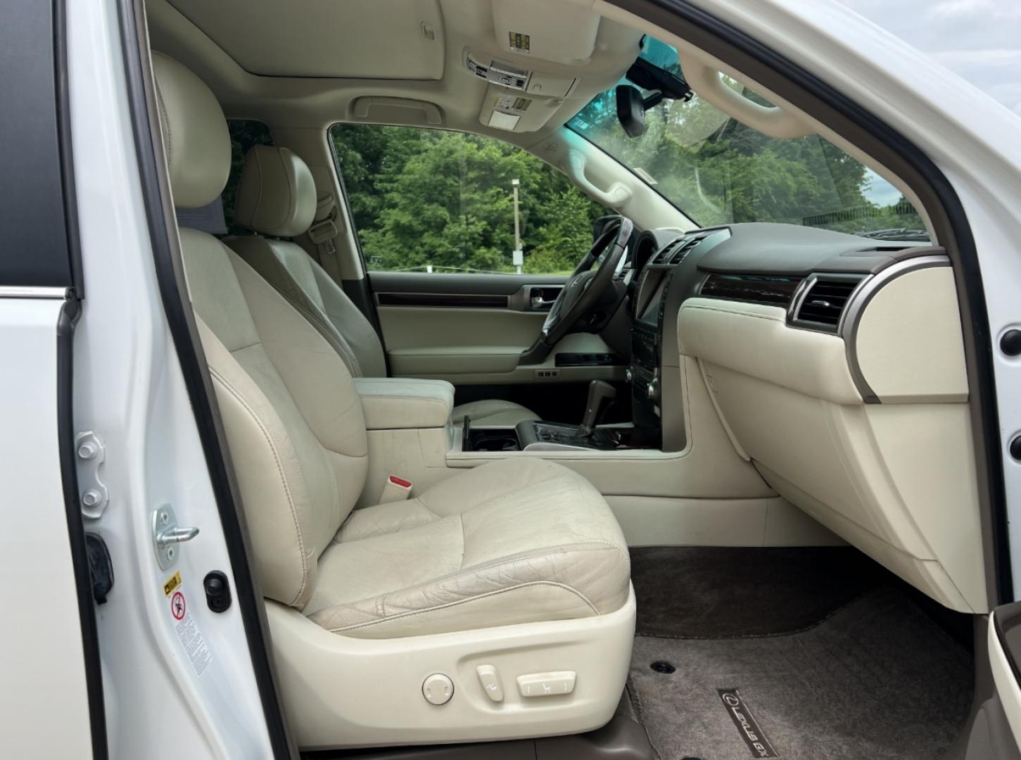 2015 WHITE /Tan Leather Lexus GX 460 Base (JTJBM7FX8F5) with an 4.6L V8 engine, Automatic transmission, located at 2990 Old Orchard Rd., Jackson, MO, 63755, 37.354214, -89.612106 - 2015 Lexus GX 460 123xxx miles 4 Wheel Drive 4.6L V8 Automatic Leather 3rd Row Rear Entertainment Navigation Power/Heated/Cooled Seats Heated Rear Seats Backup Camera Sunroof Bluetooth Cruise Power Windows/Locks/Mirrors We have financing available and we accept trades! Fill out a cre - Photo#20