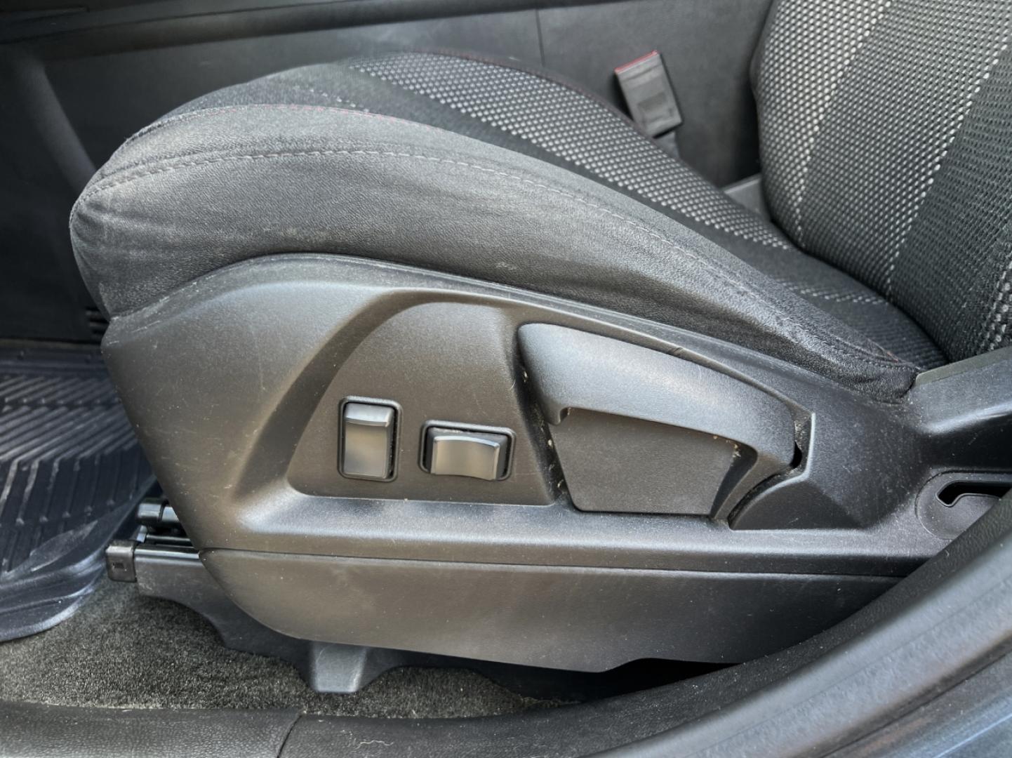 2017 GRAY /Black Cloth Chevrolet Equinox LT 2WD (2GNALCEKXH1) with an 2.4L 4 Cyl. engine, Automatic transmission, located at 2990 Old Orchard Rd., Jackson, MO, 63755, 37.354214, -89.612106 - 2017 Chevrolet Equinox LT 131xxx miles Front Wheel Drive 2.4L 4 Cyl. Automatic Backup Camera Bluetooth Cruise Power Windows/Locks/Mirrors We have financing available and we accept trades! Fill out a credit application on our website or come by today! If you have any questions, give us a ca - Photo#26